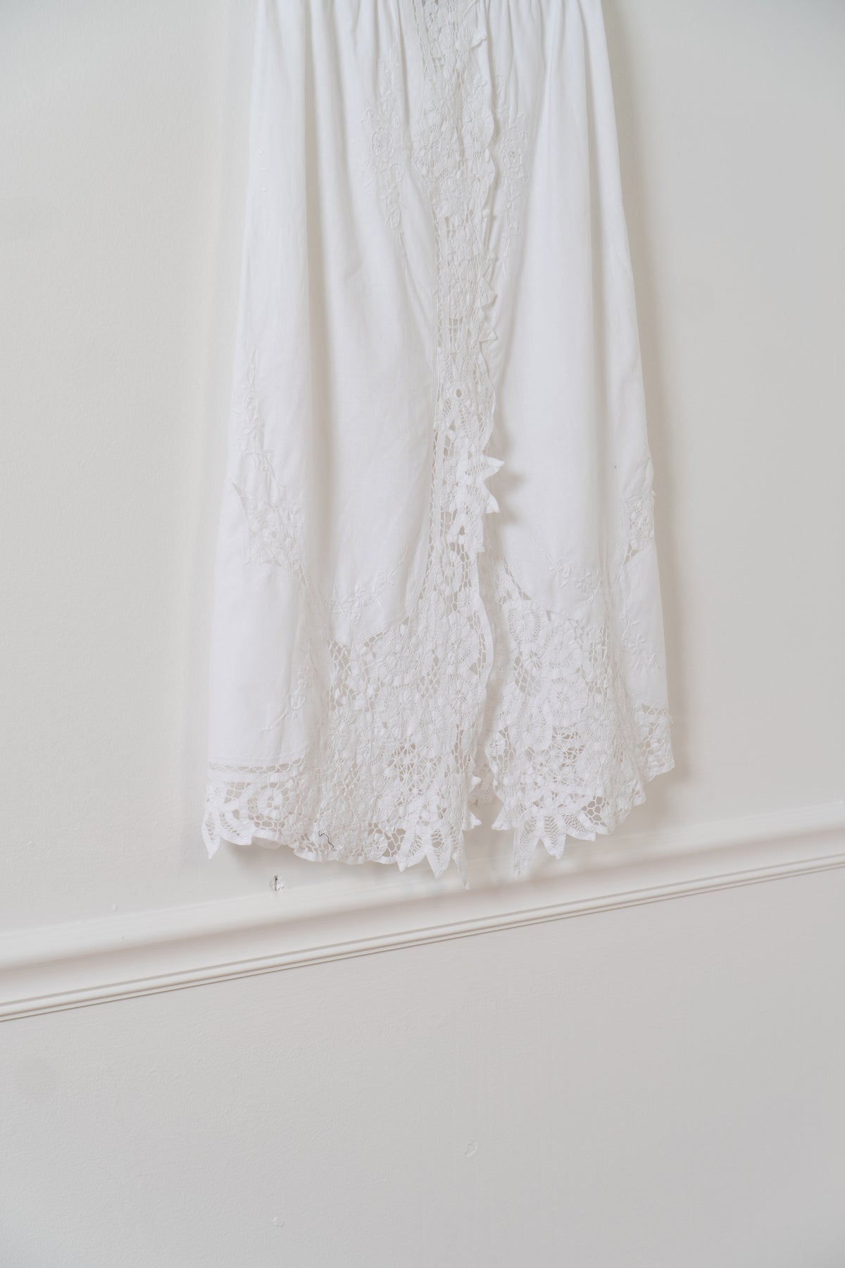 Italian White Cotton Lace Skirt