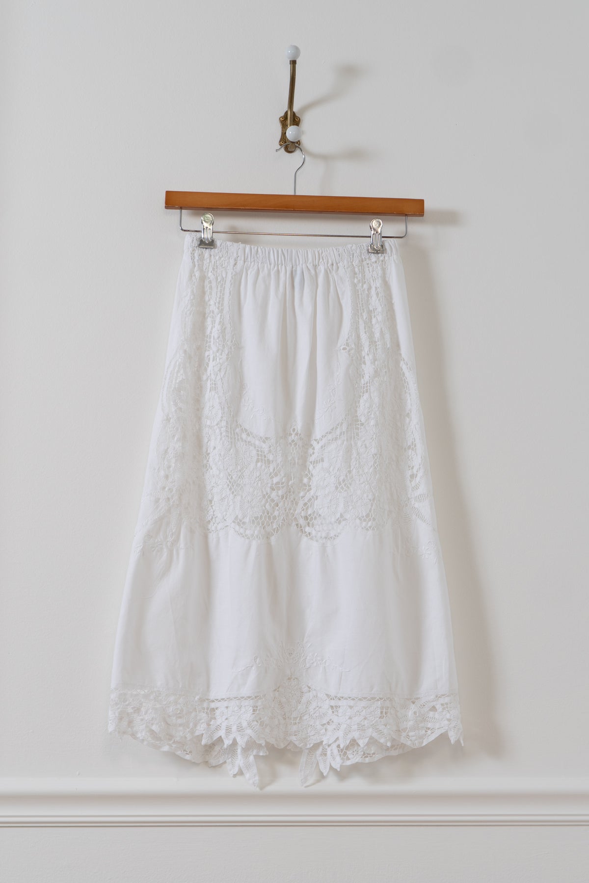 Italian White Cotton Lace Skirt