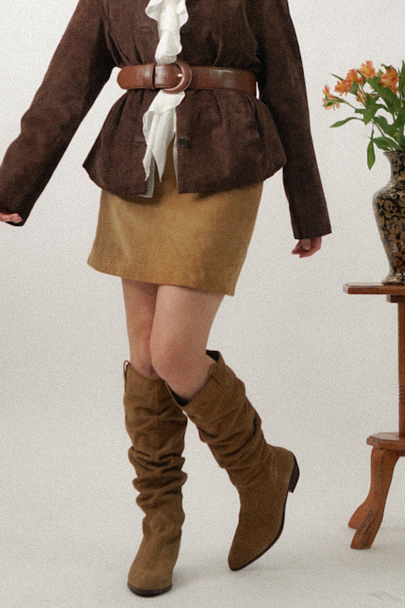 Y2K Banana Republic 100% Suede Skirt