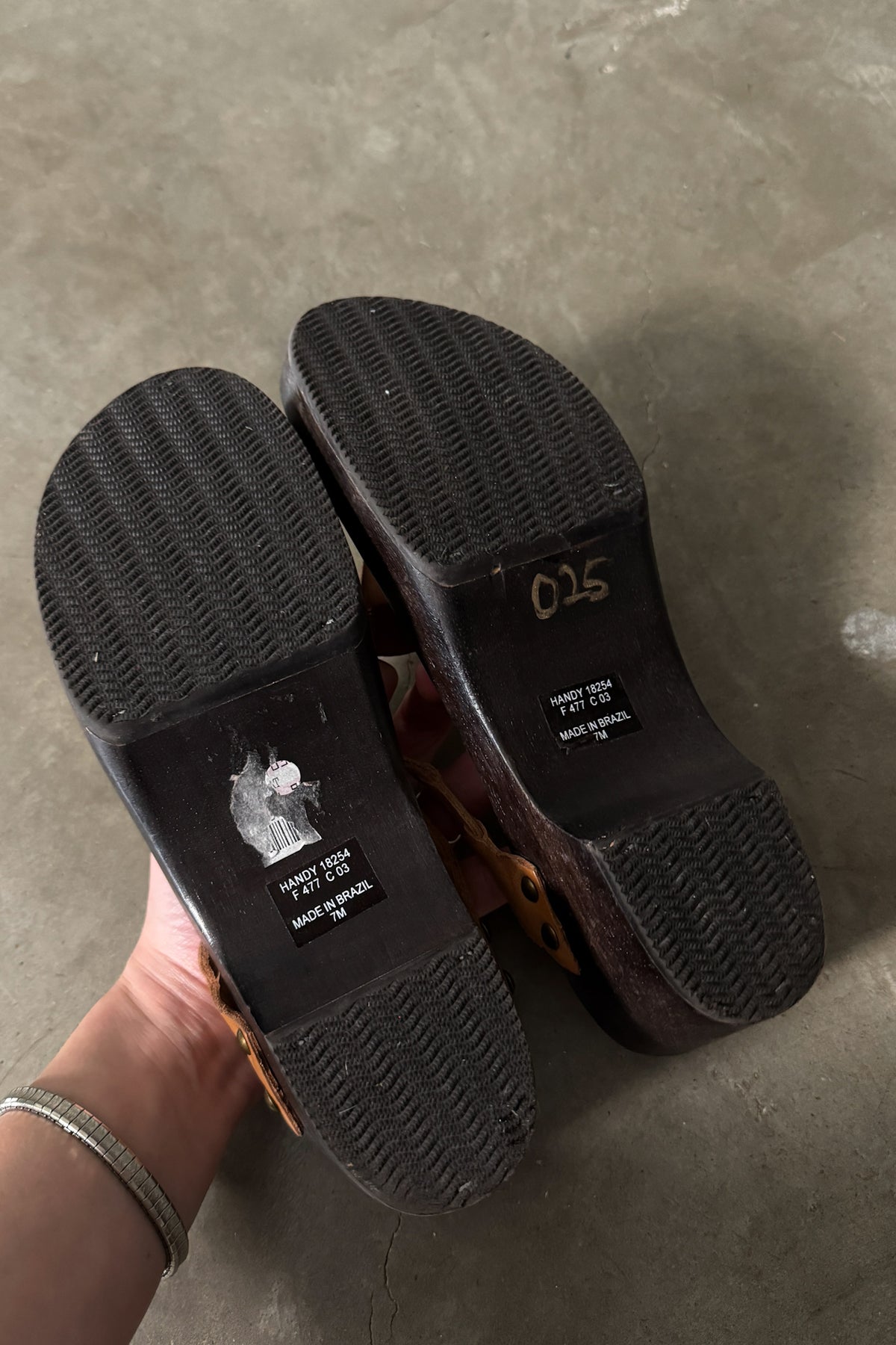 Y2K Leather & Wood Platform Flip Flops