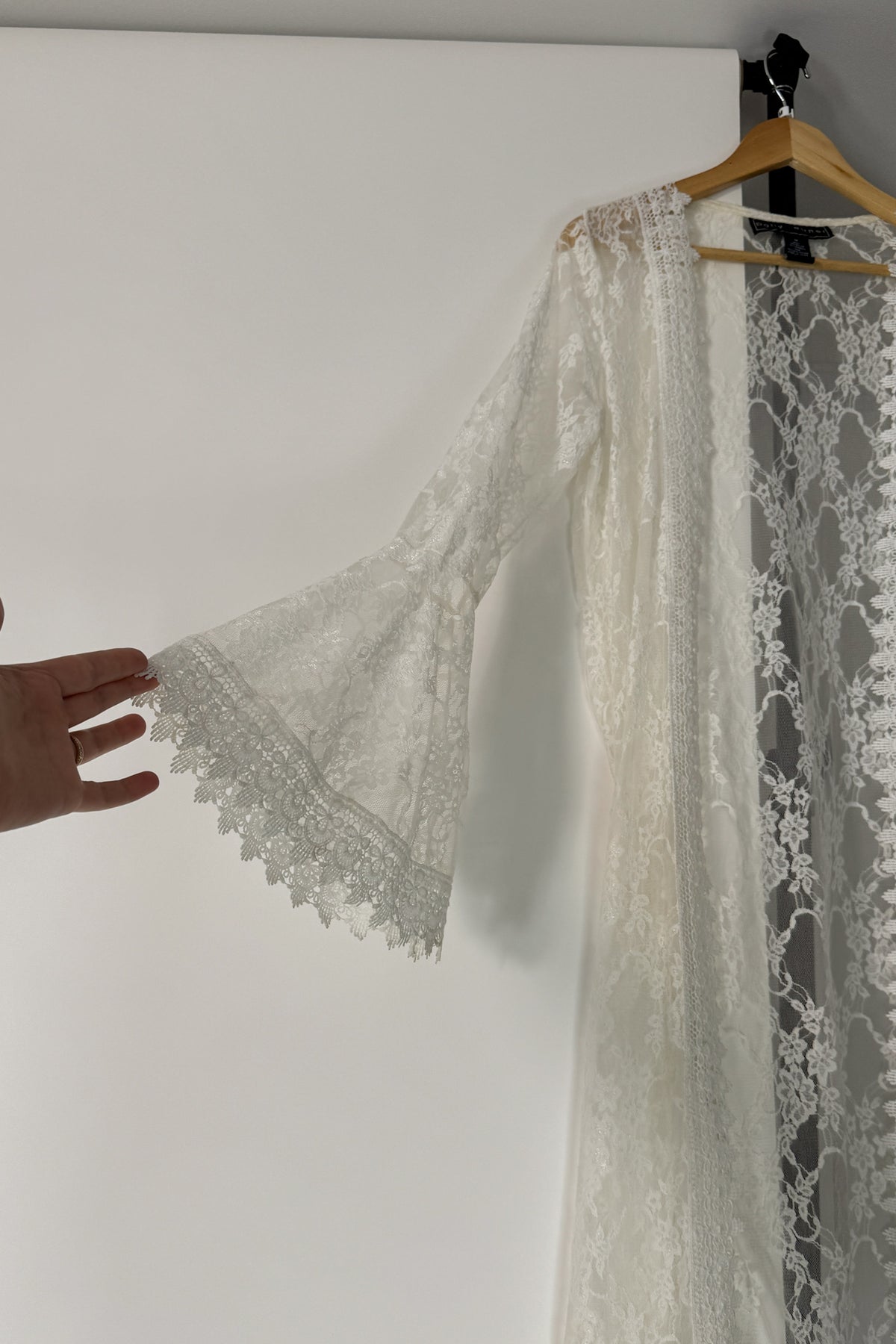 Cream Lace Bell Sleeve Duster
