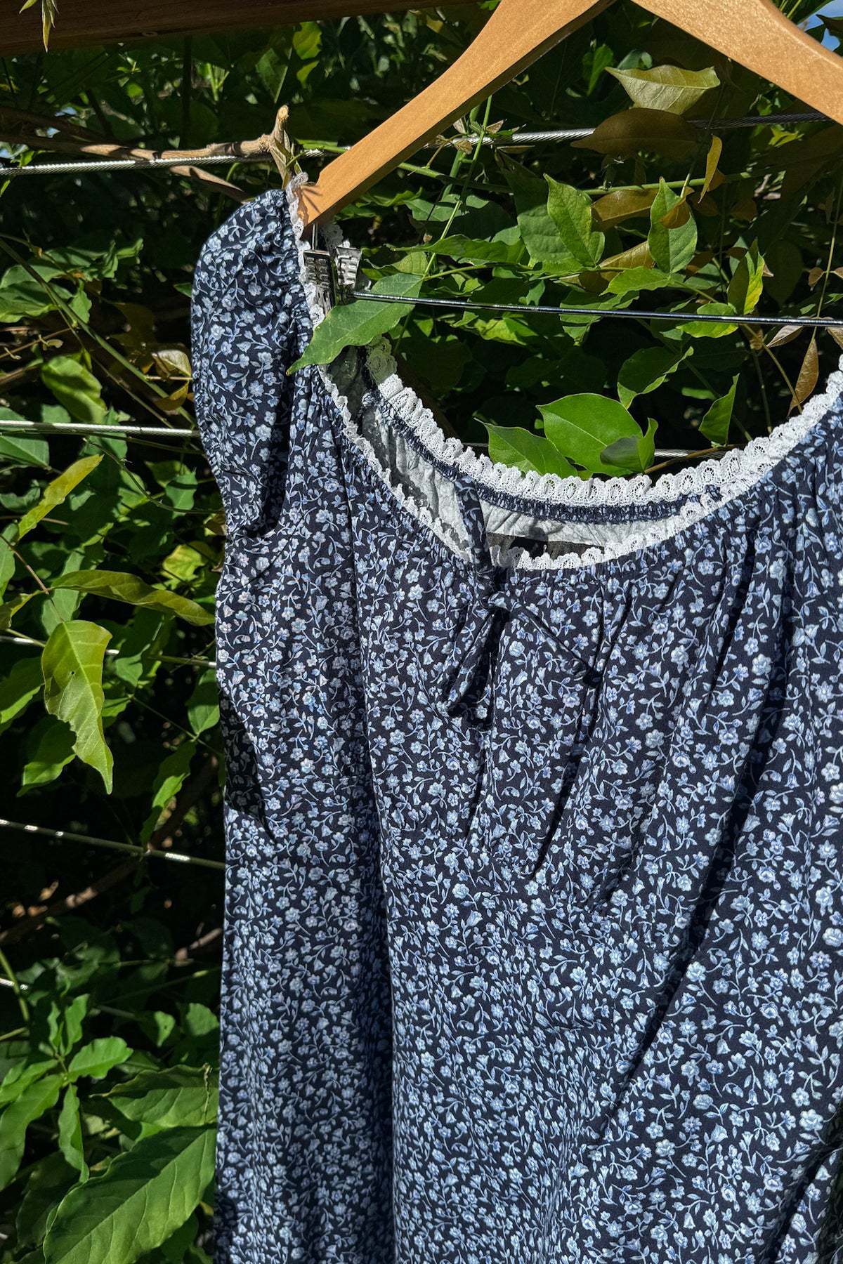 Vintage Navy Ditsy Floral Cap Sleeve Dress