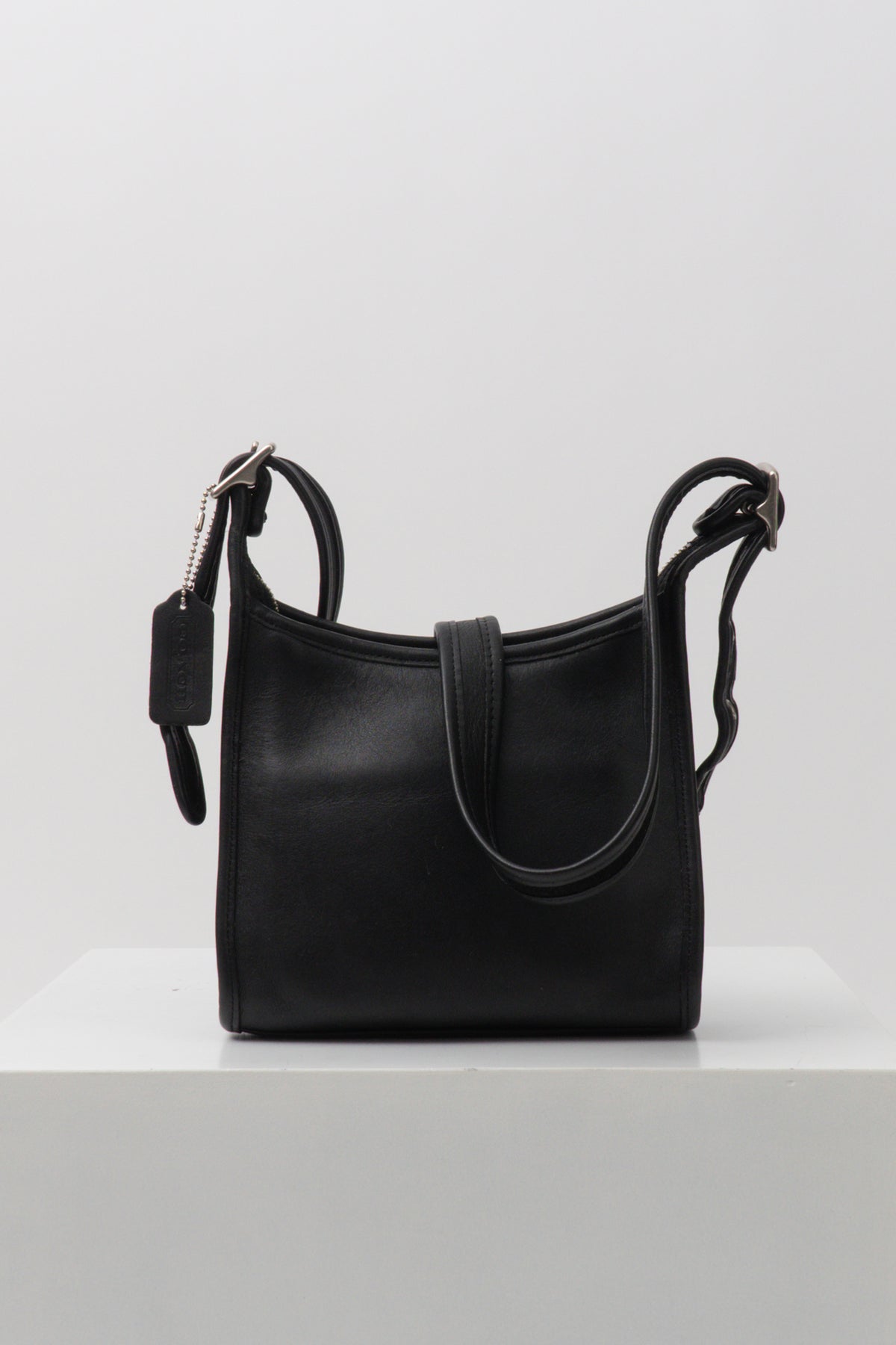 Vintage COACH Legacy Small Zip in Black / Silver