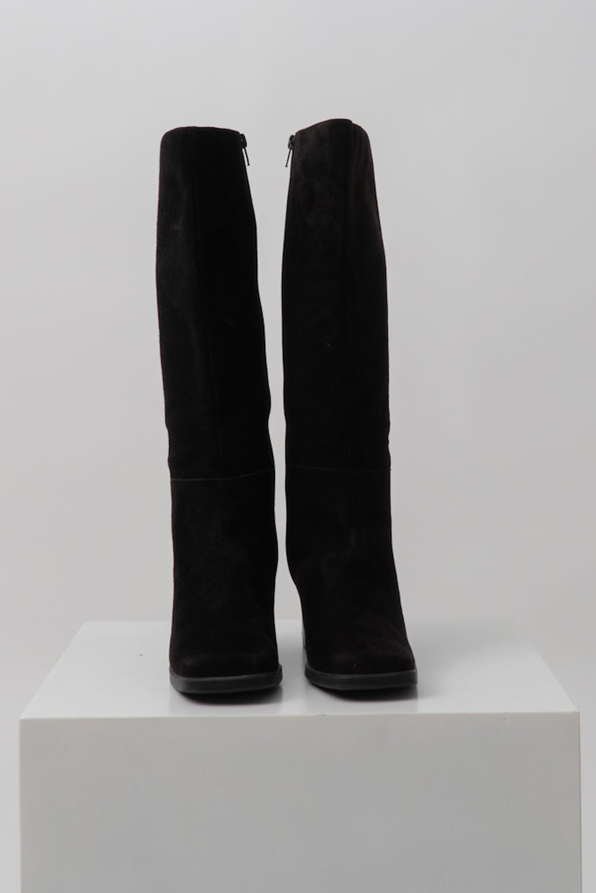 Vintage LORD & TAYLOR Black Suede Boots