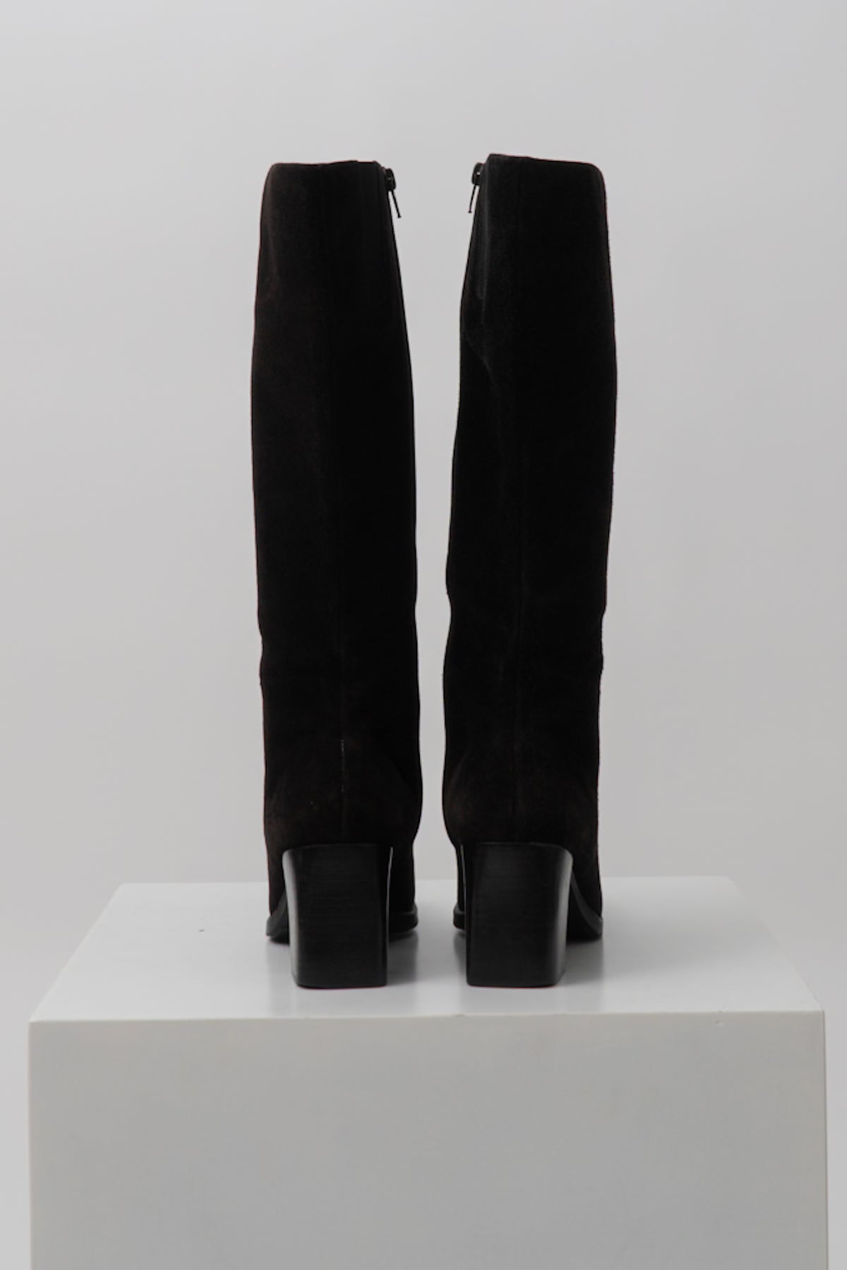 Vintage LORD & TAYLOR Black Suede Boots