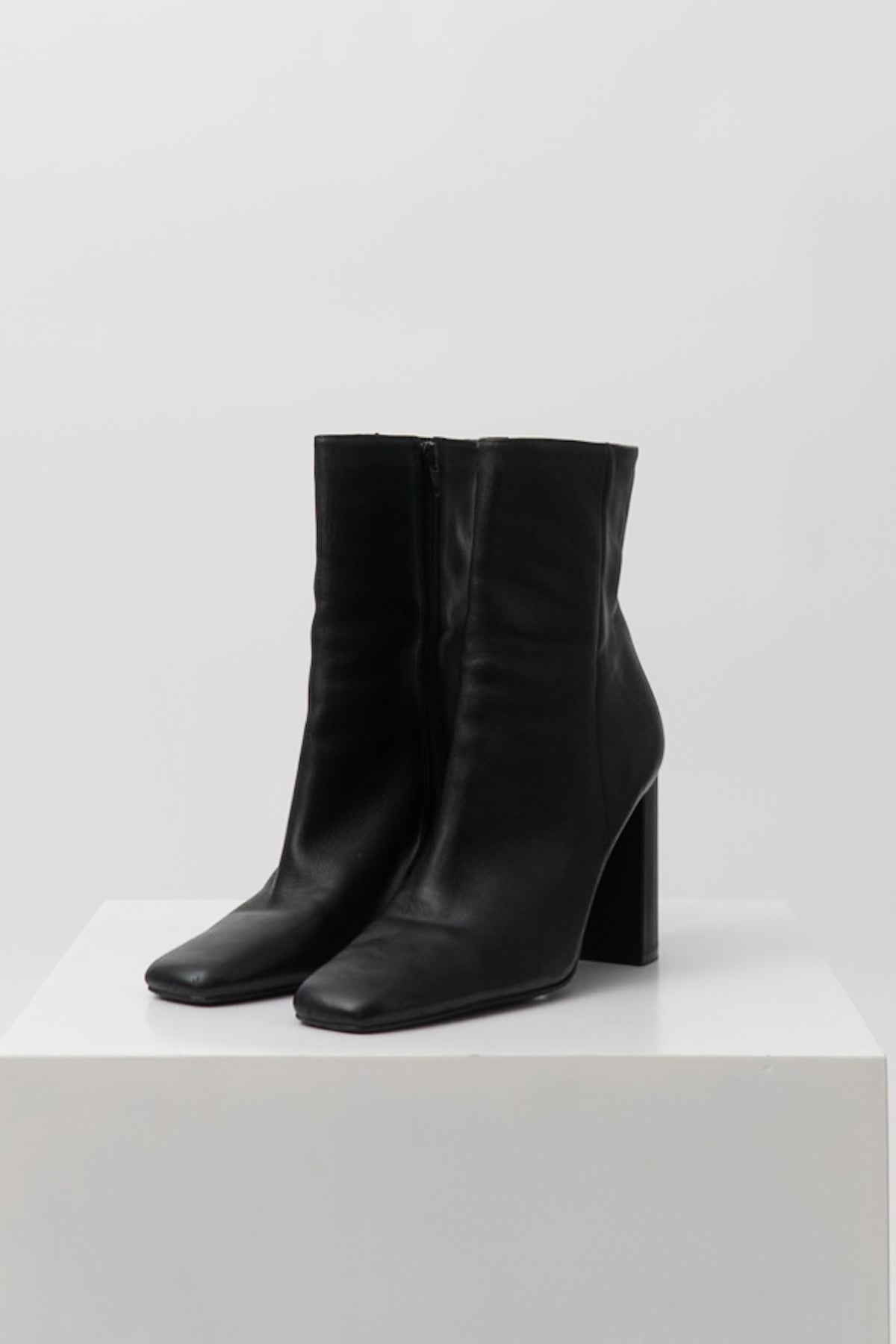 100% Leather Black Square Toe Booties