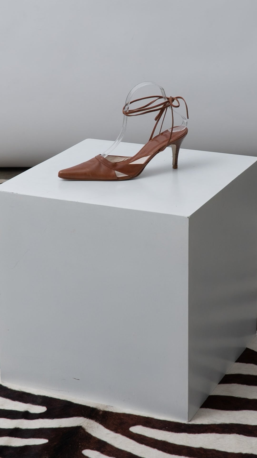 Spanish 100% Leather Pointed Lace Up Heels
