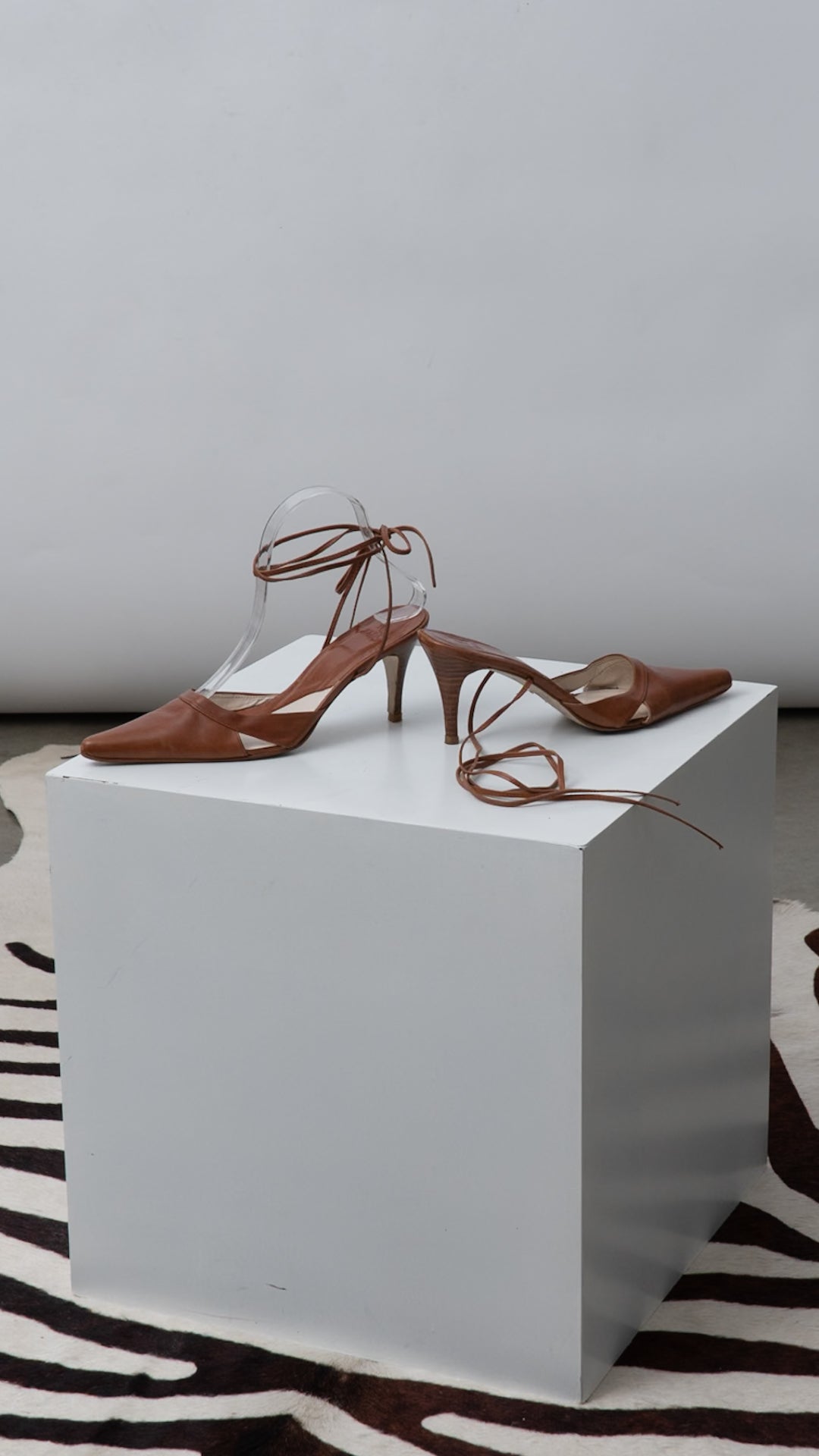 Spanish 100% Leather Pointed Lace Up Heels