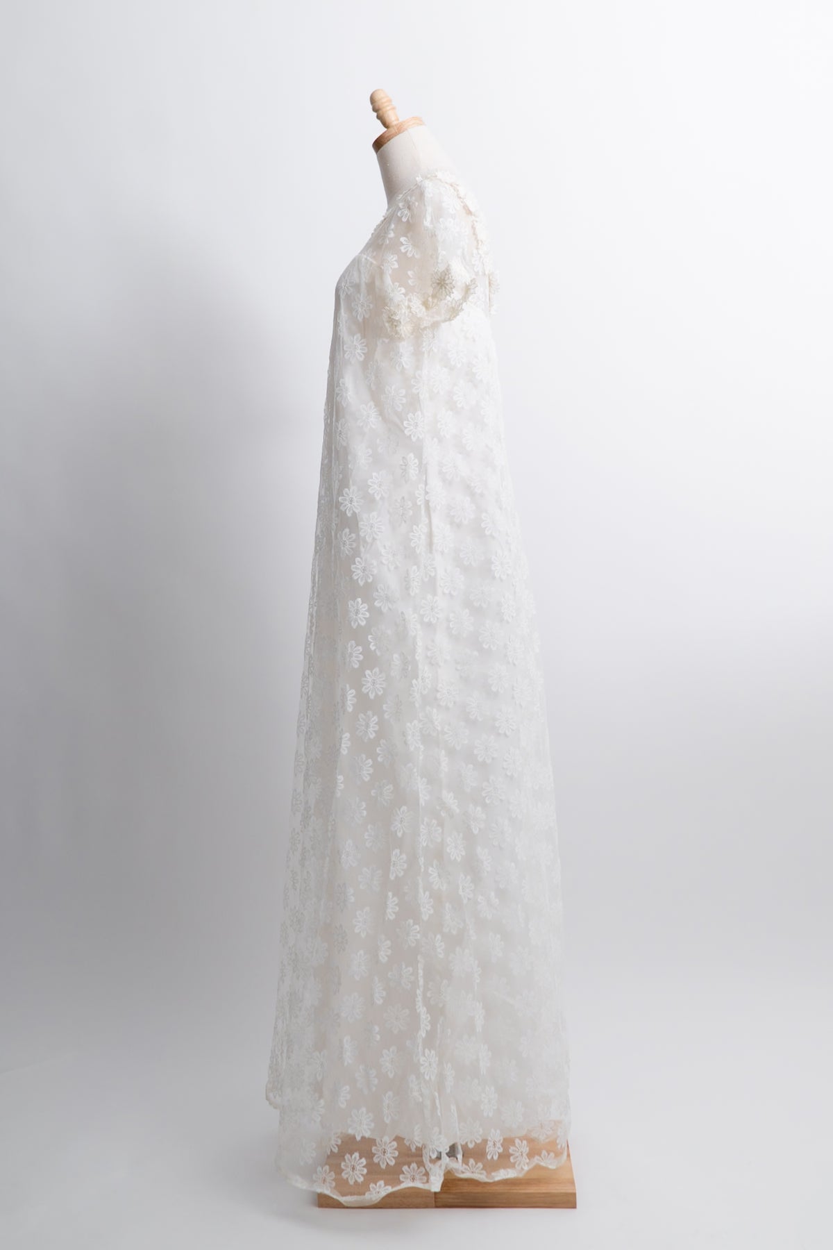 The Daisy Gown