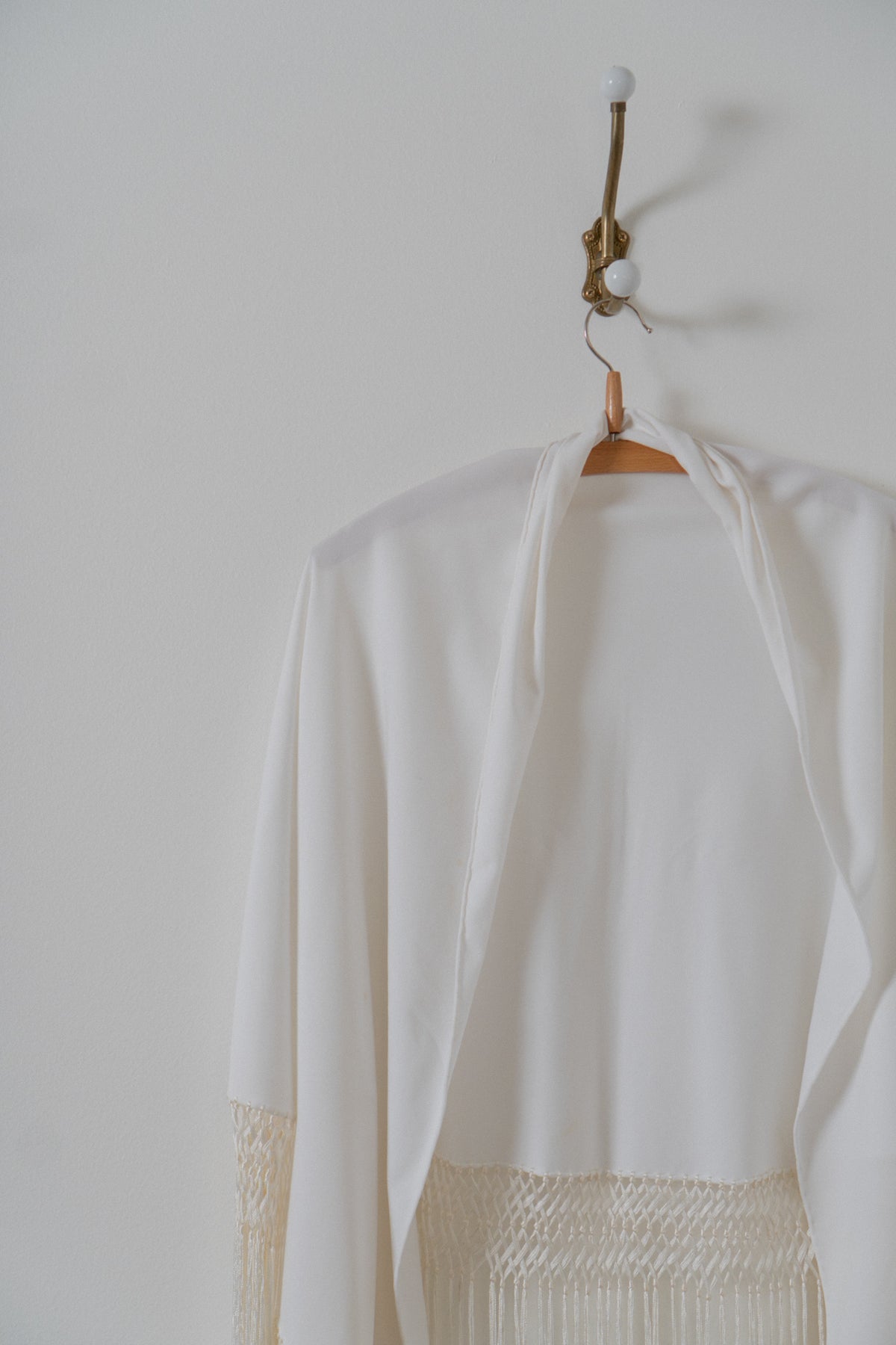 Vintage Cream Fringe Half-Moon Shawl