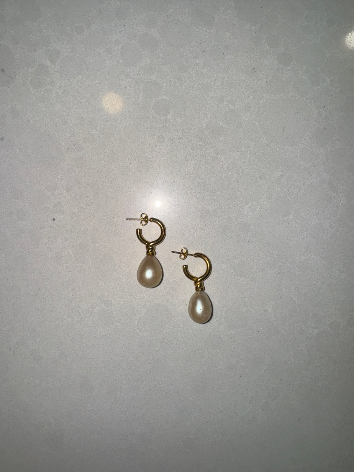 VTG Faux Pearl Twist Hoops