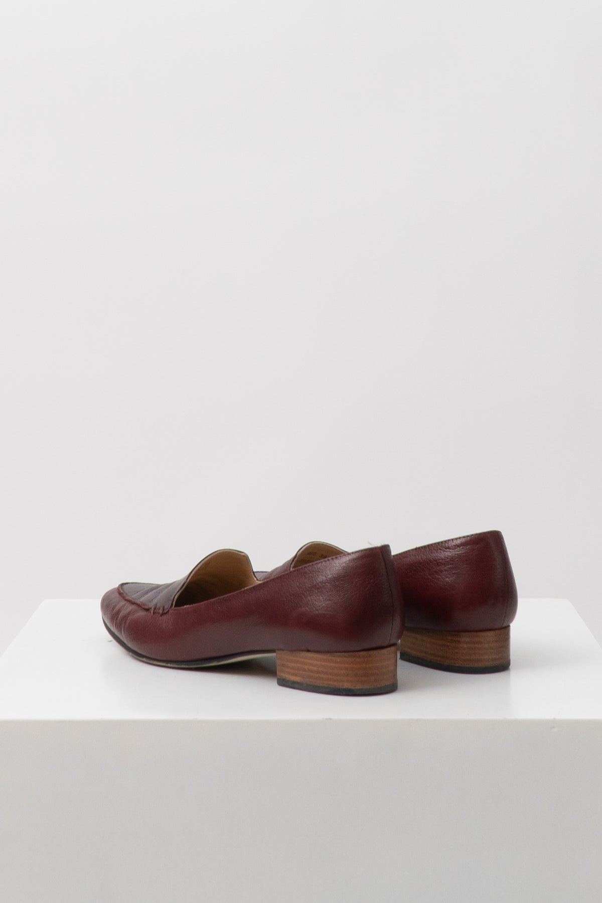 ITALIAN 100% Leather Oxblood Loafers