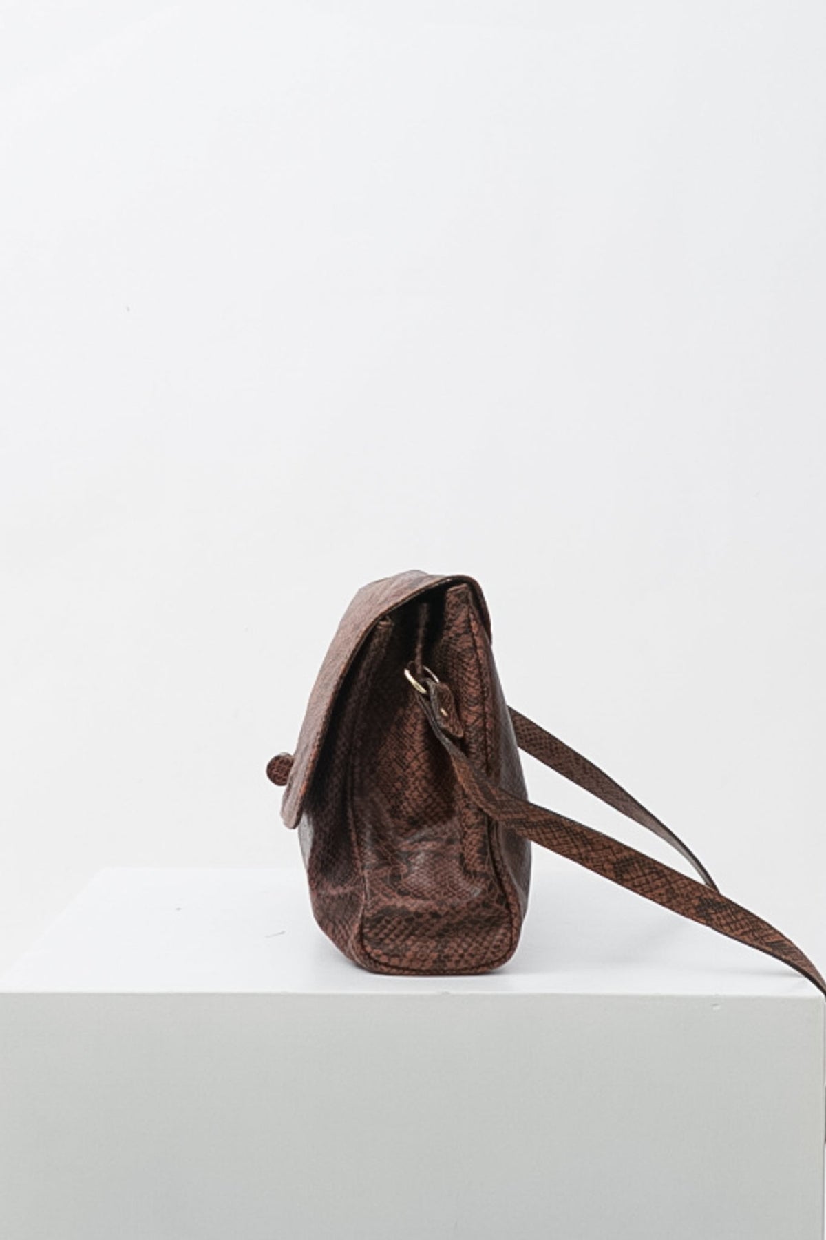 Vintage 60s Italian Brown Snakeskin Crossbody Bag