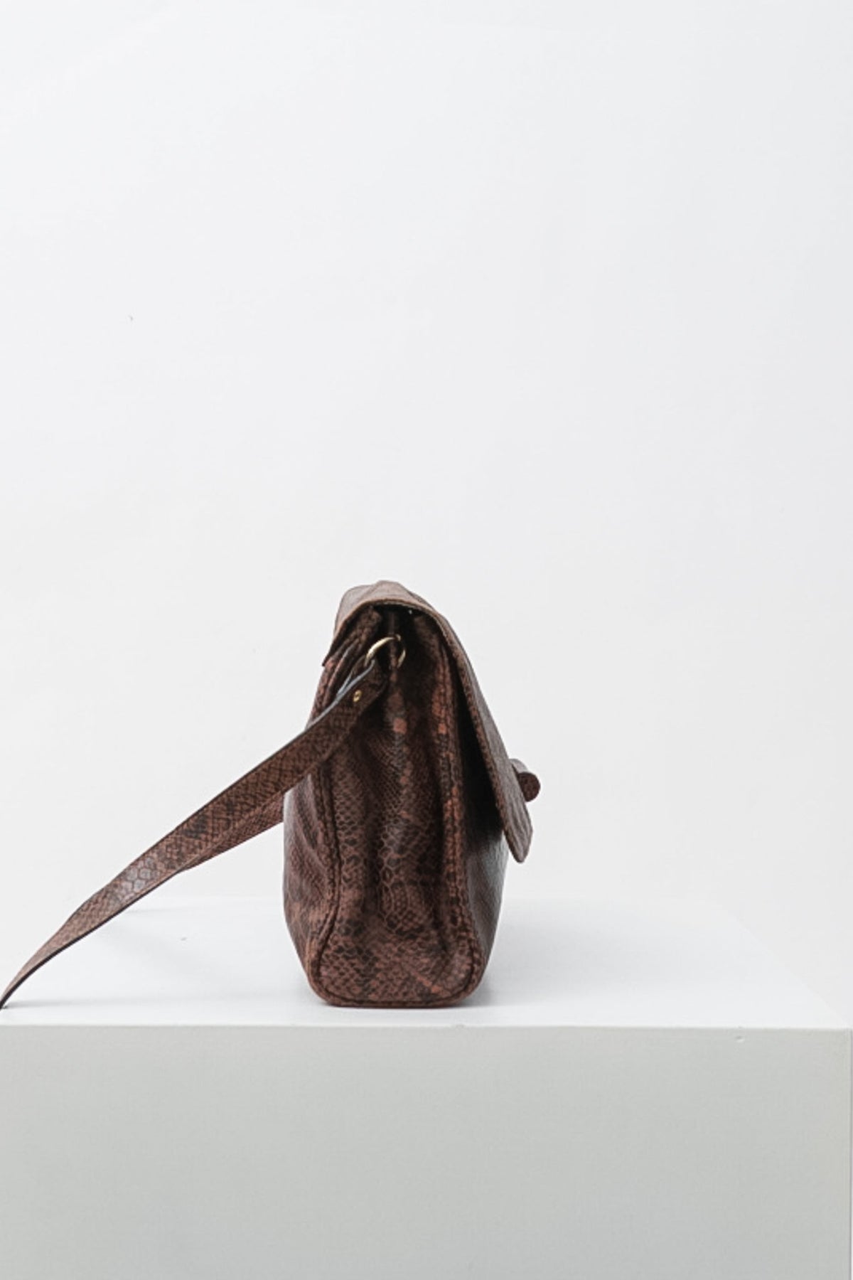 Vintage 60s Italian Brown Snakeskin Crossbody Bag