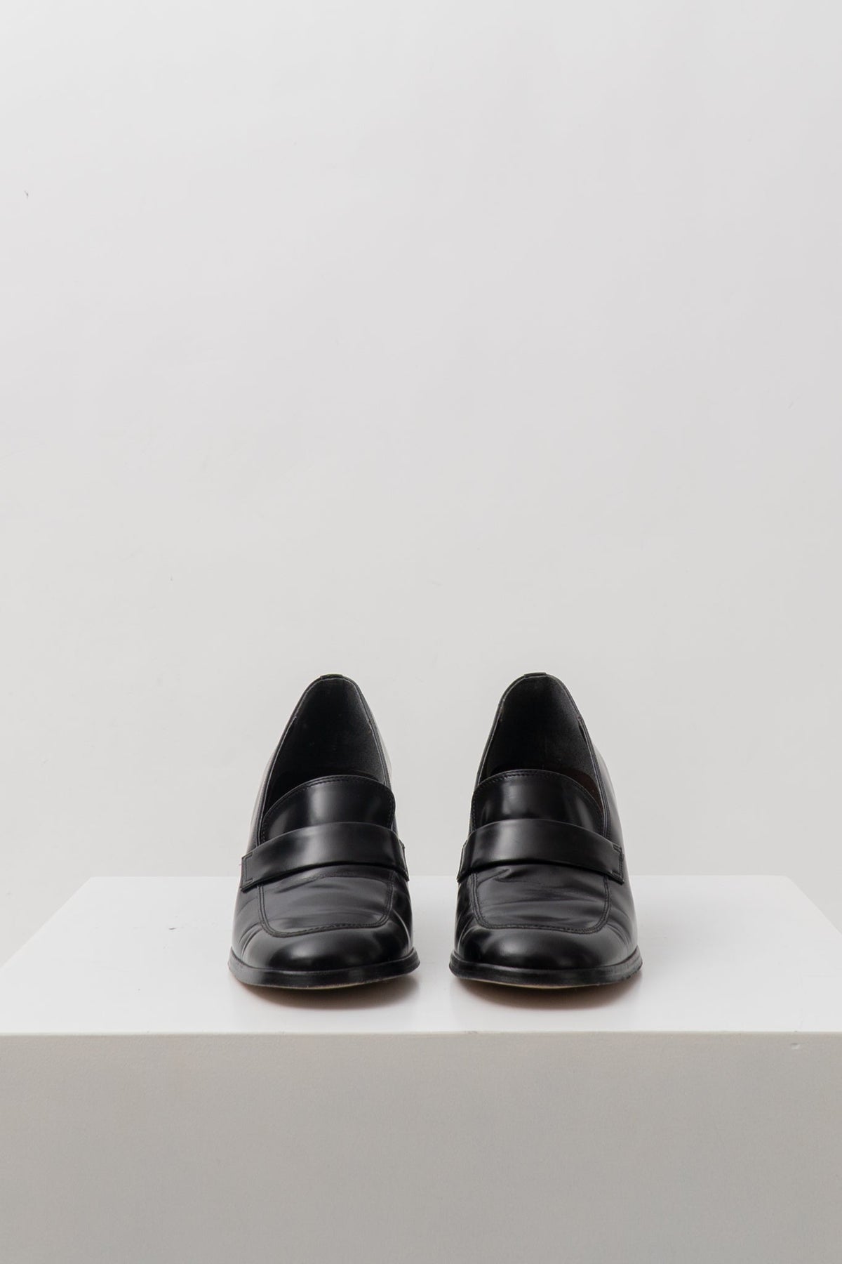 Vintage Italian Leather Heeled Loafers, Size 7