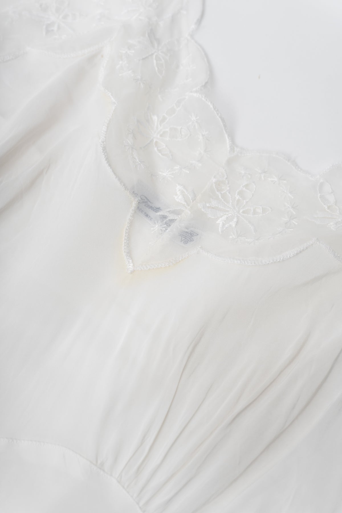Vintage 60s Delicate Lace White Slip