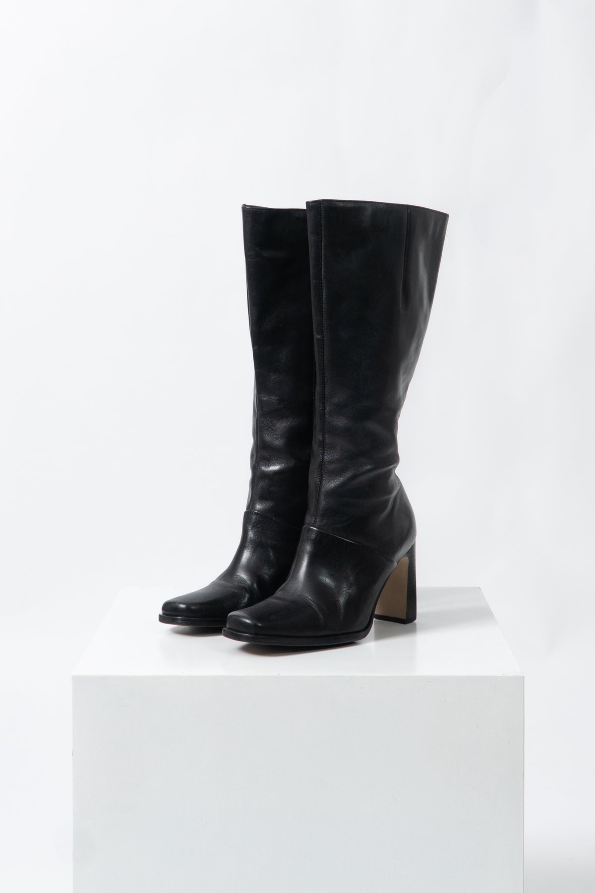 Vintage 90s Black Leather Boots, size 7