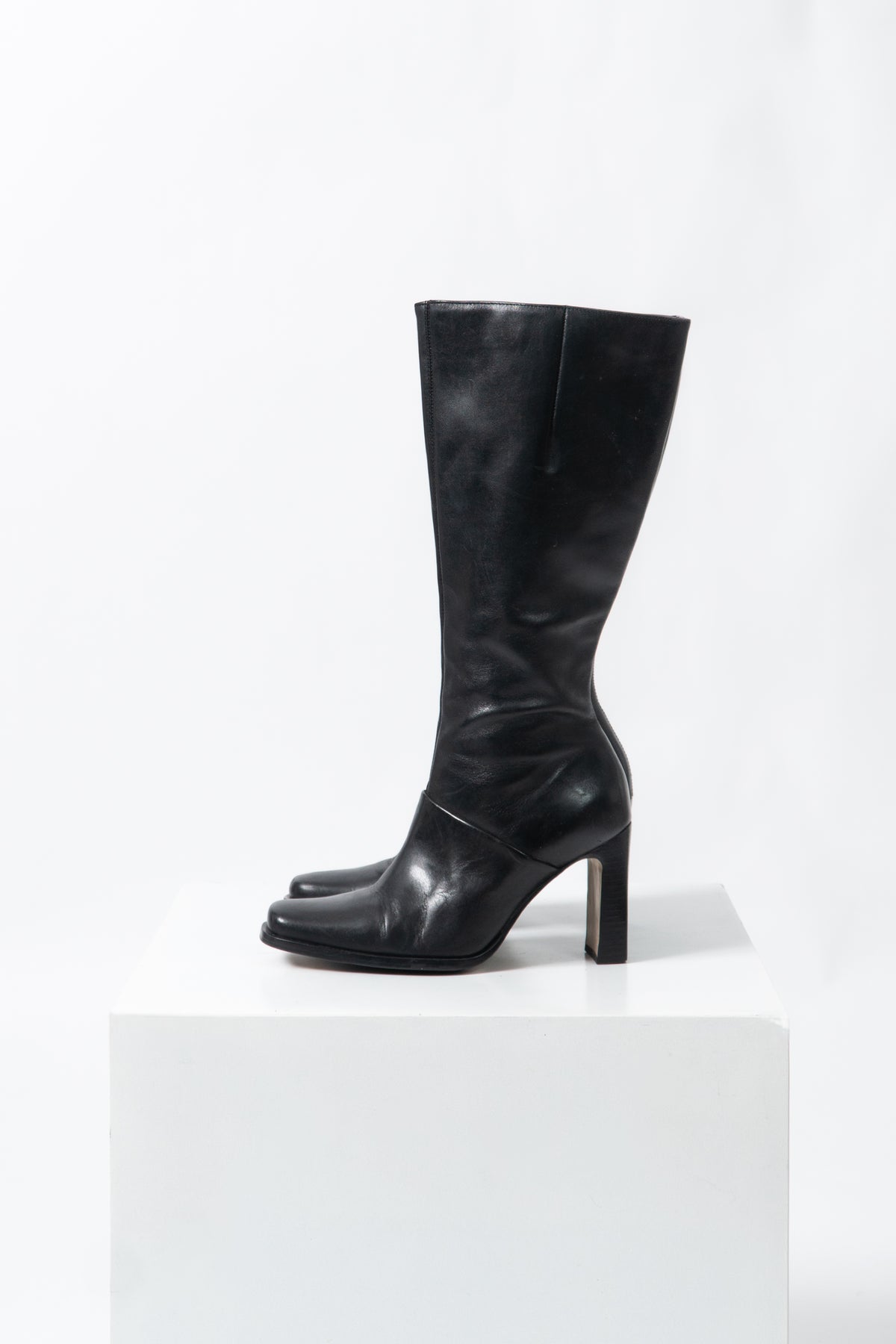 Vintage 90s Black Leather Boots, size 7