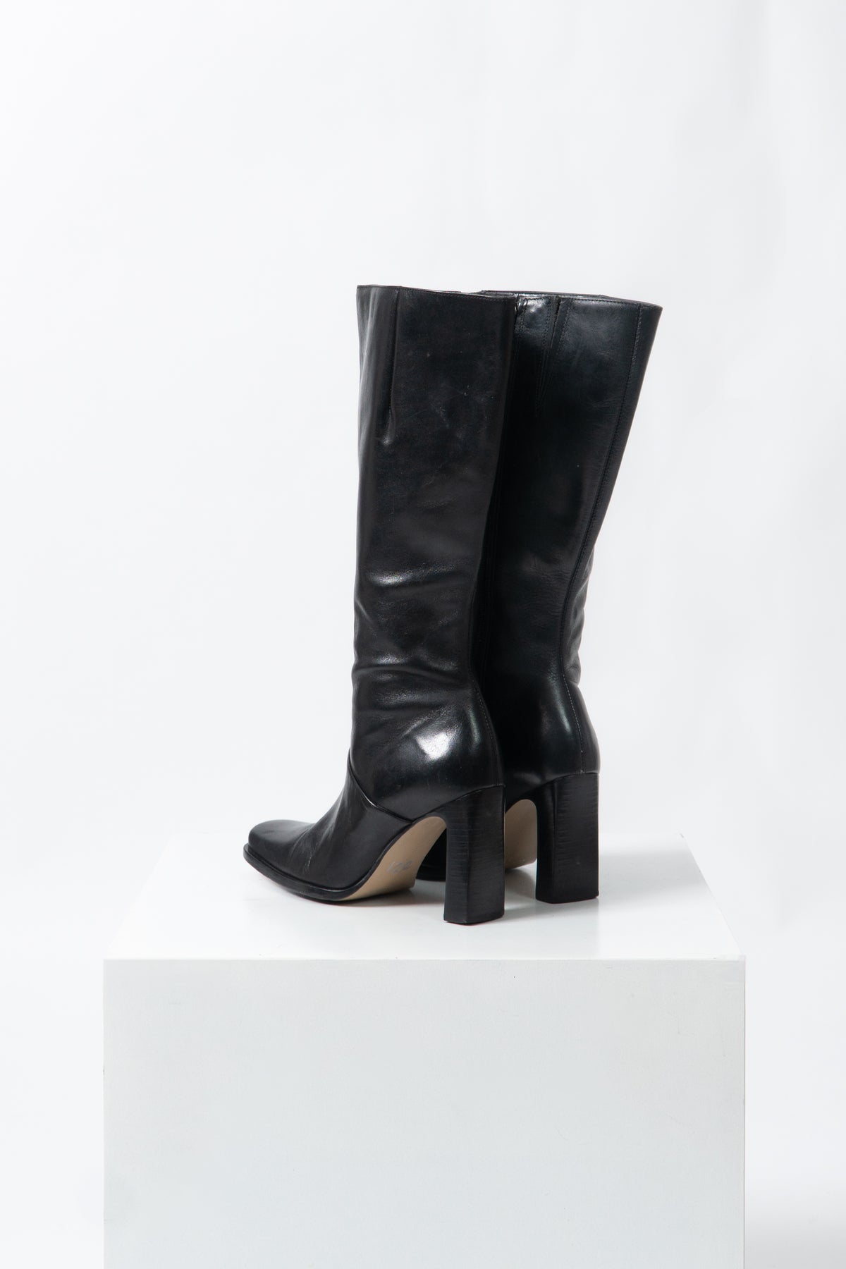 Vintage 90s Black Leather Boots, size 7