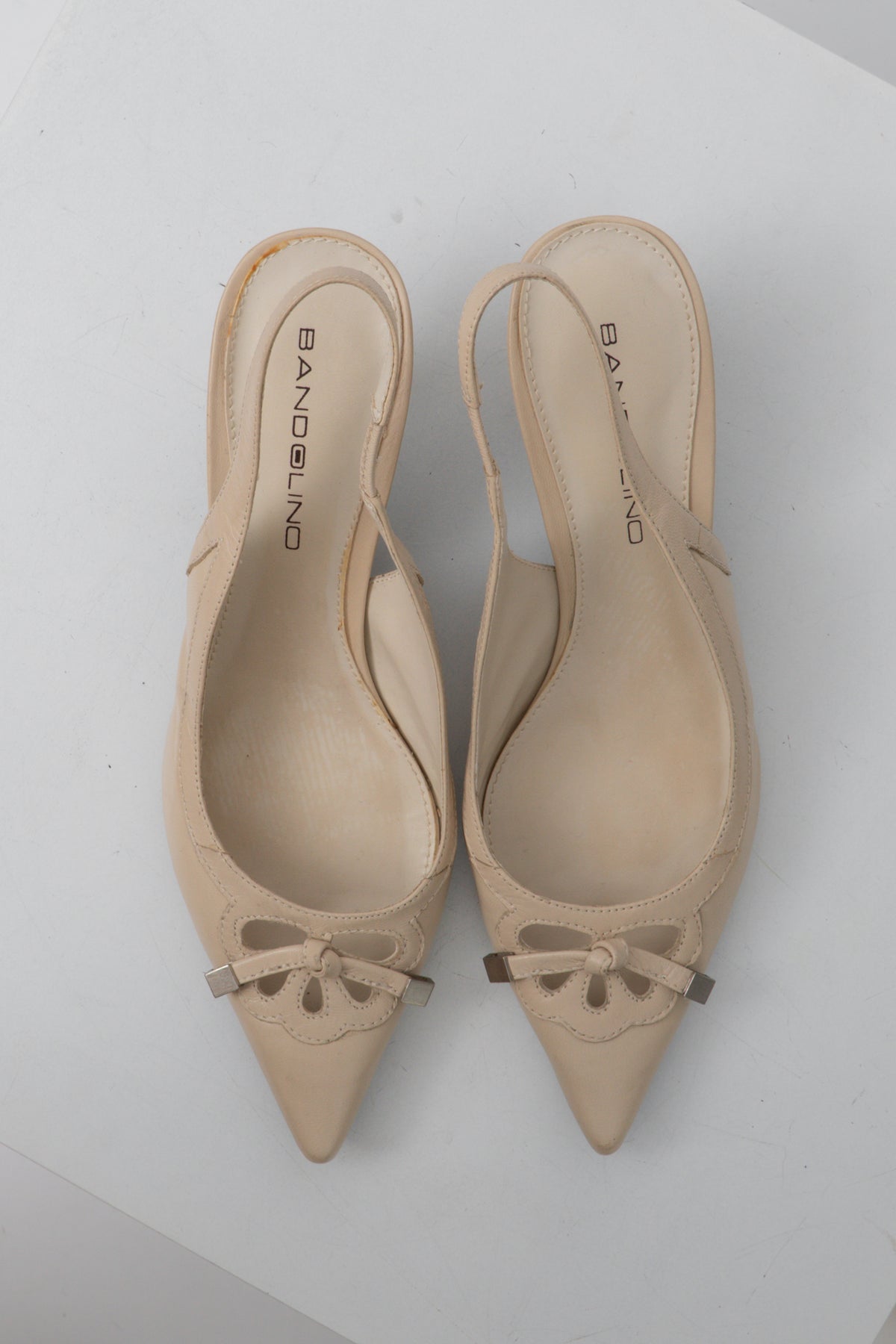 Vintage Cream Slingback Kitten Heels