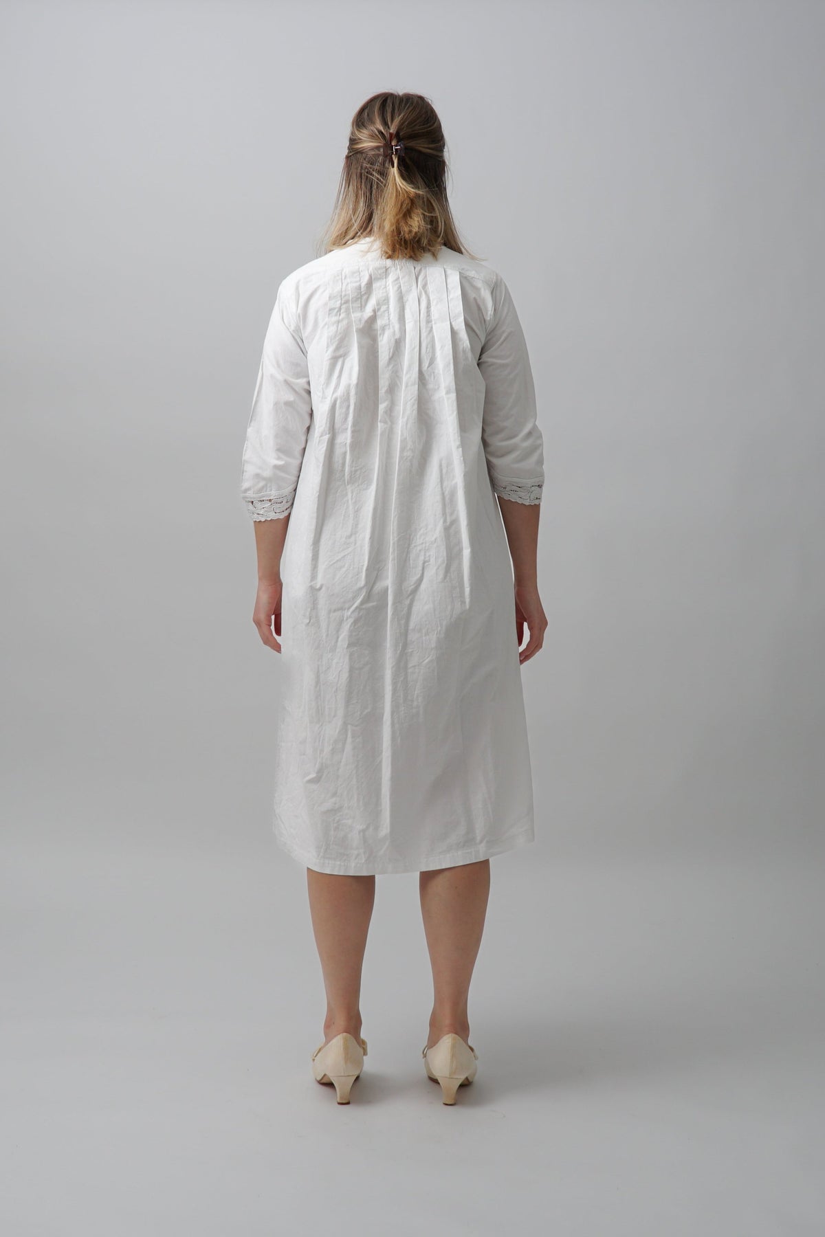Vintage 100% Cotton White Long Sleeve Henley Dress