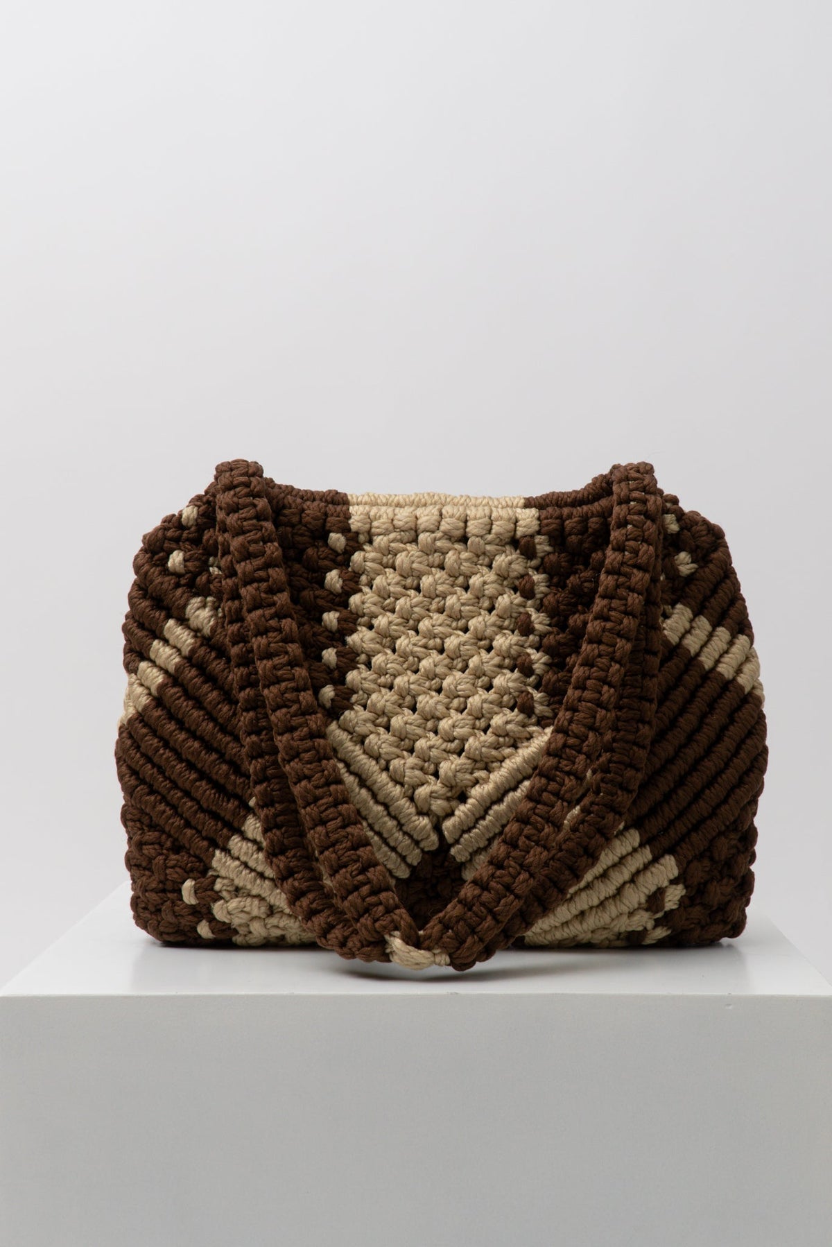Vintage Jute Macramé Knot Shoulder Bag