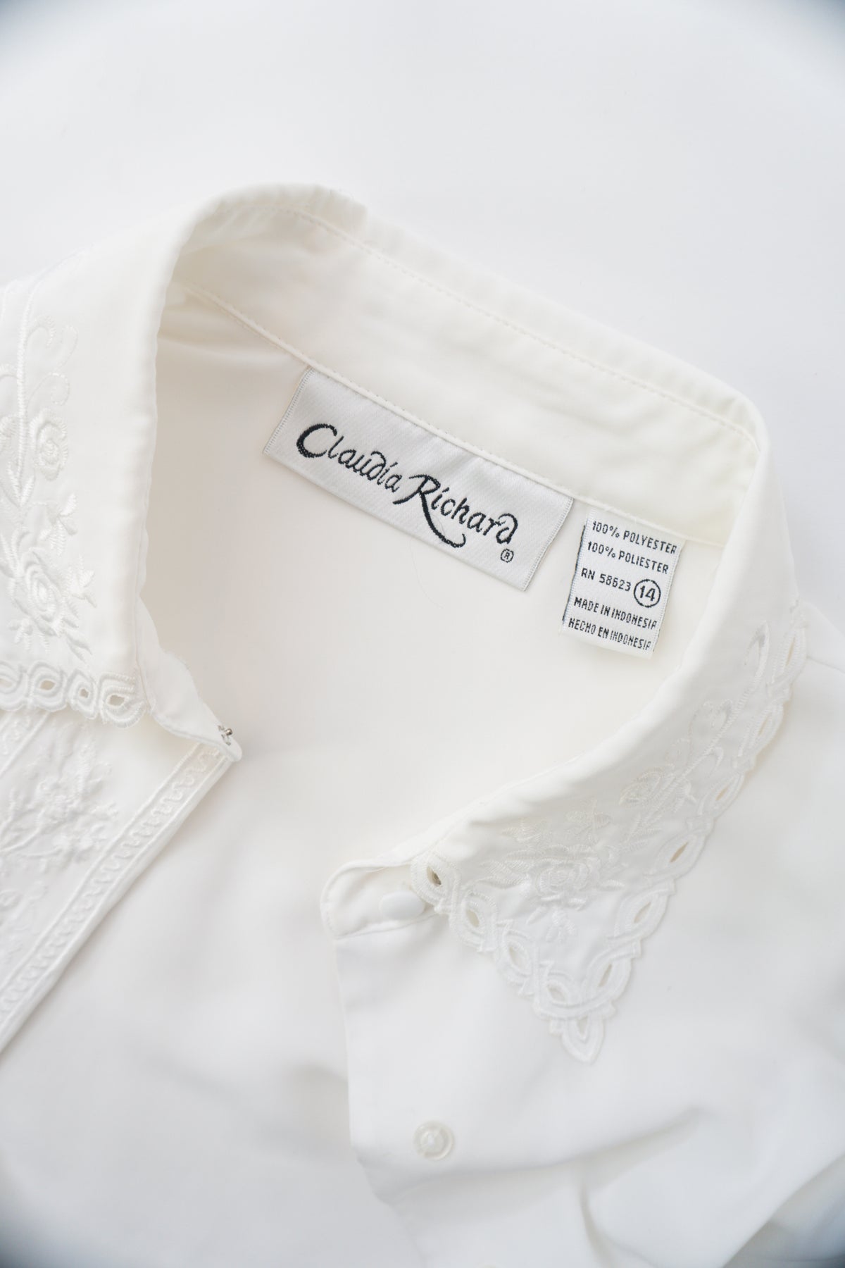Vintage White Embroidered Concealed Button Up