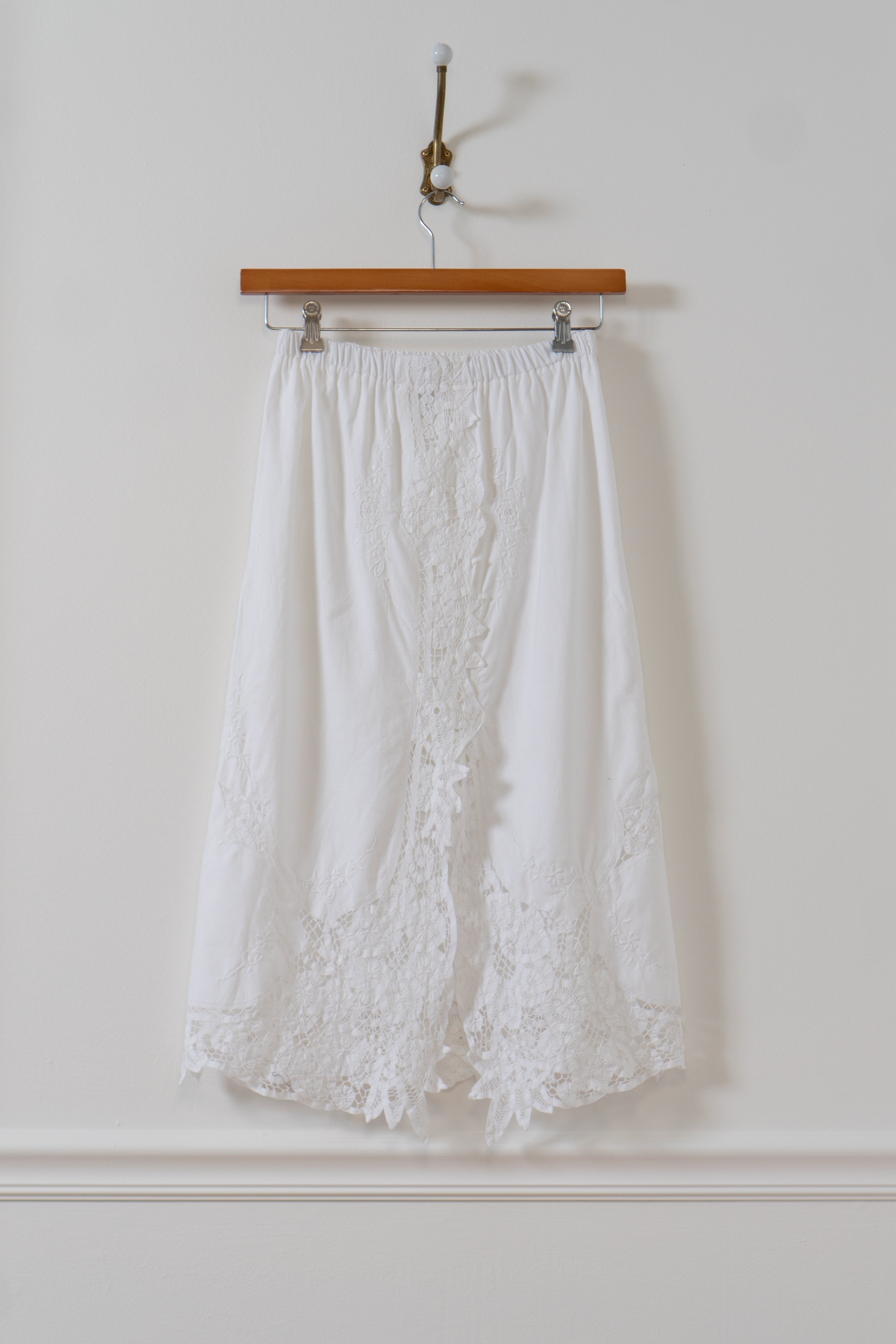Italian White Cotton Lace Skirt