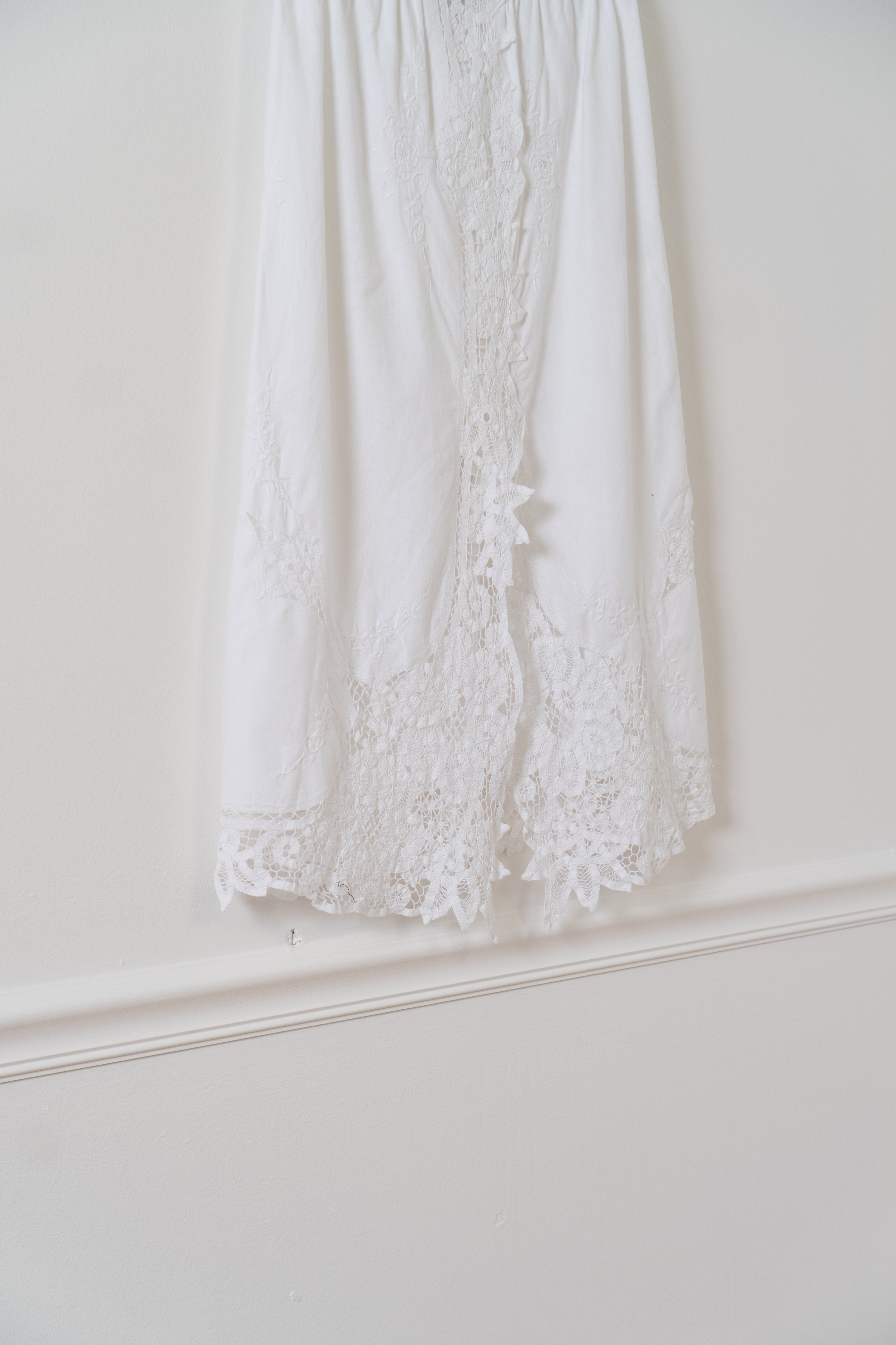 Italian White Cotton Lace Skirt