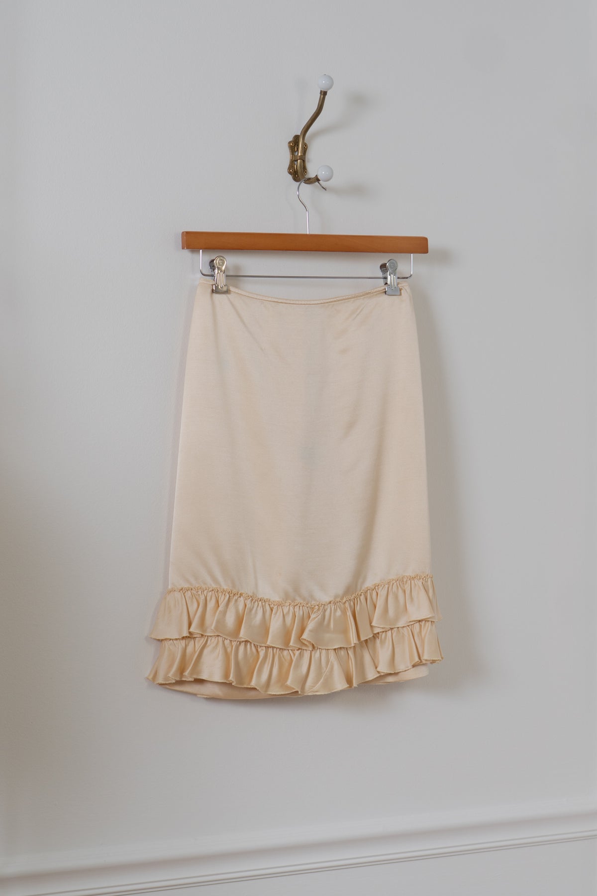 MARNI Italian Cream Silk Ruffle Hem Skirt