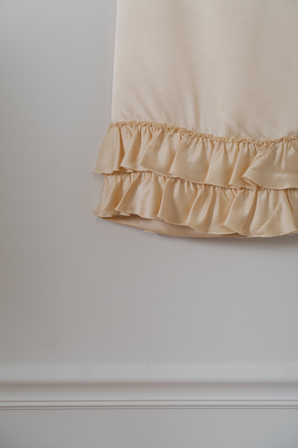 MARNI Italian Cream Silk Ruffle Hem Skirt