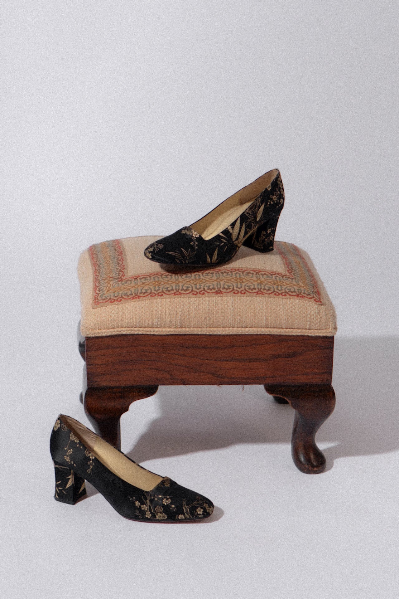 Vintage Satin Floral Pumps