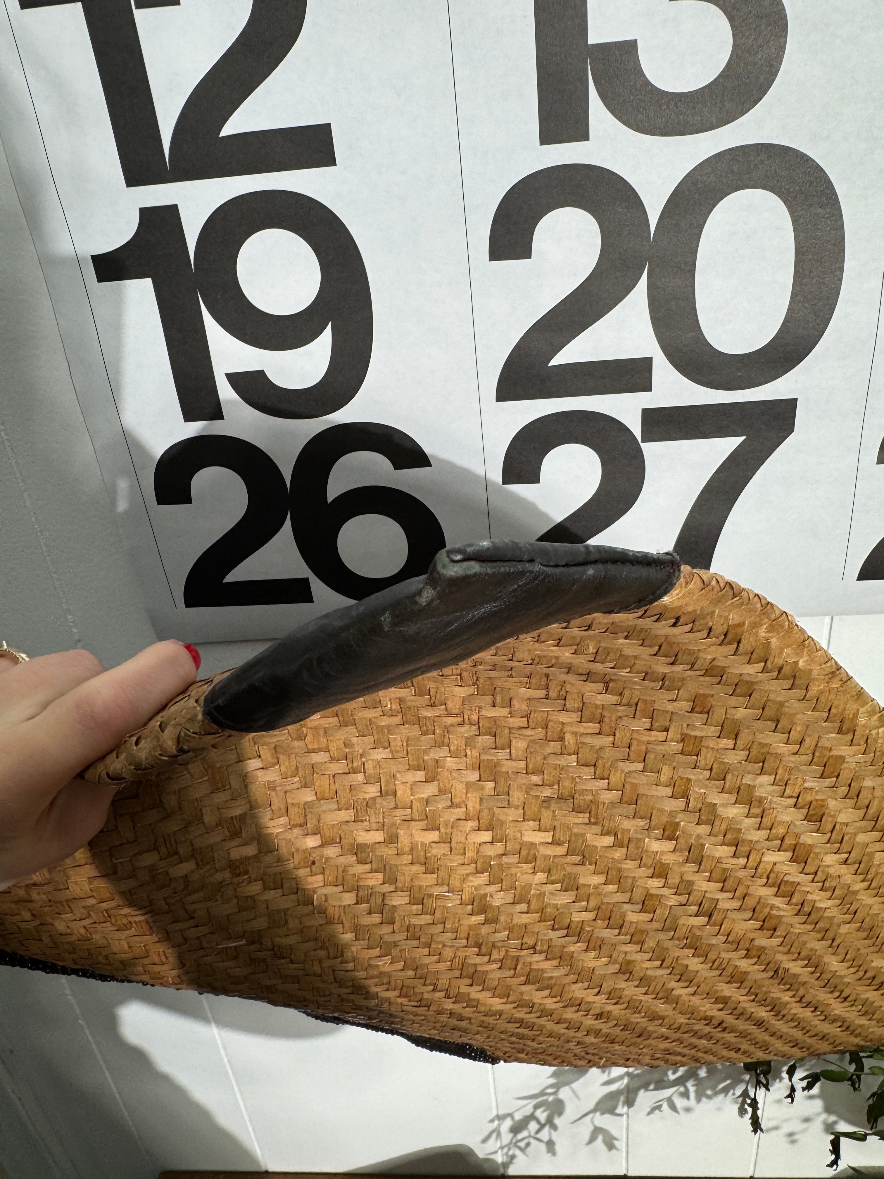 Vintage Straw Shell Bag