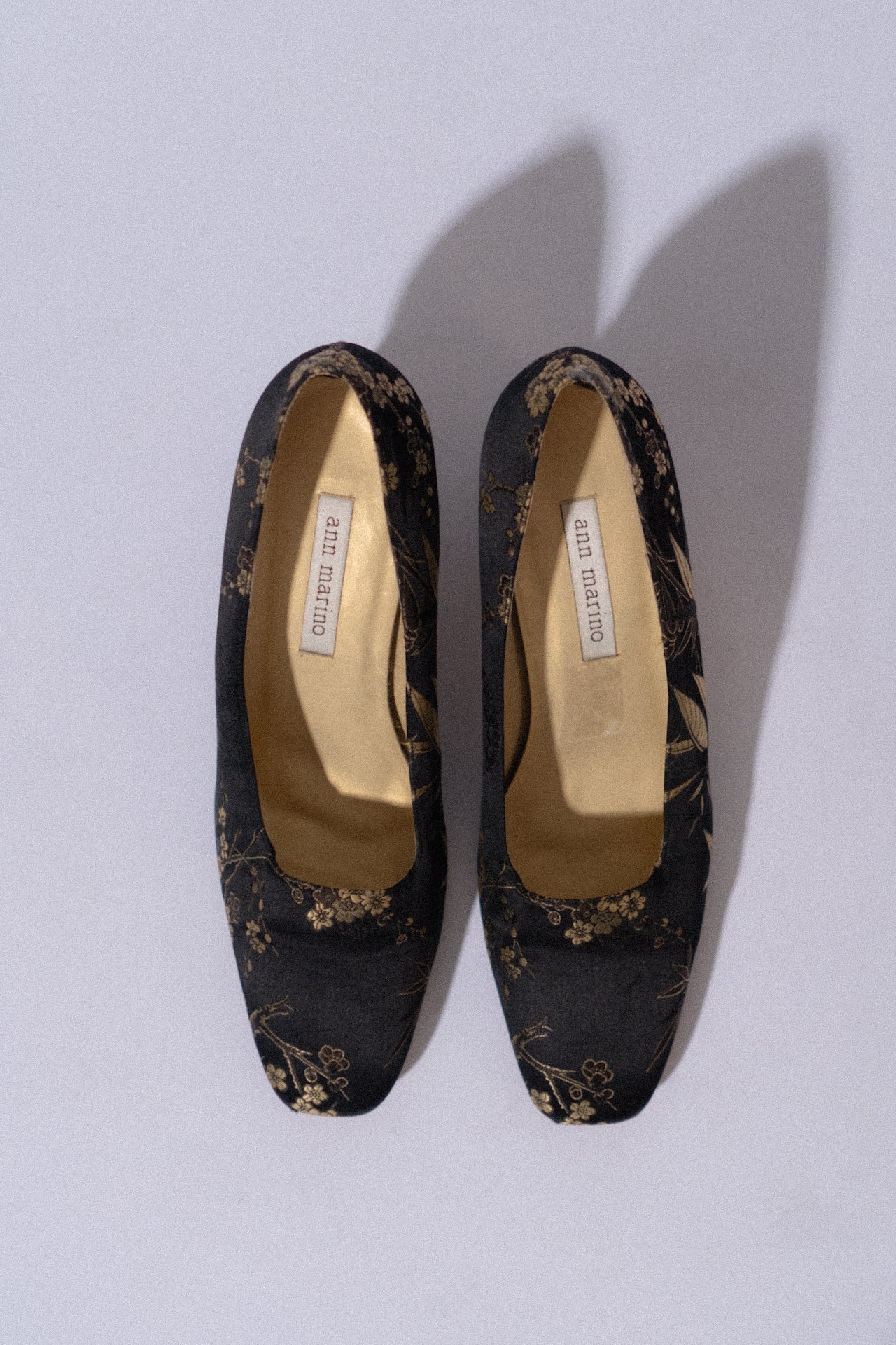 Vintage Satin Floral Pumps