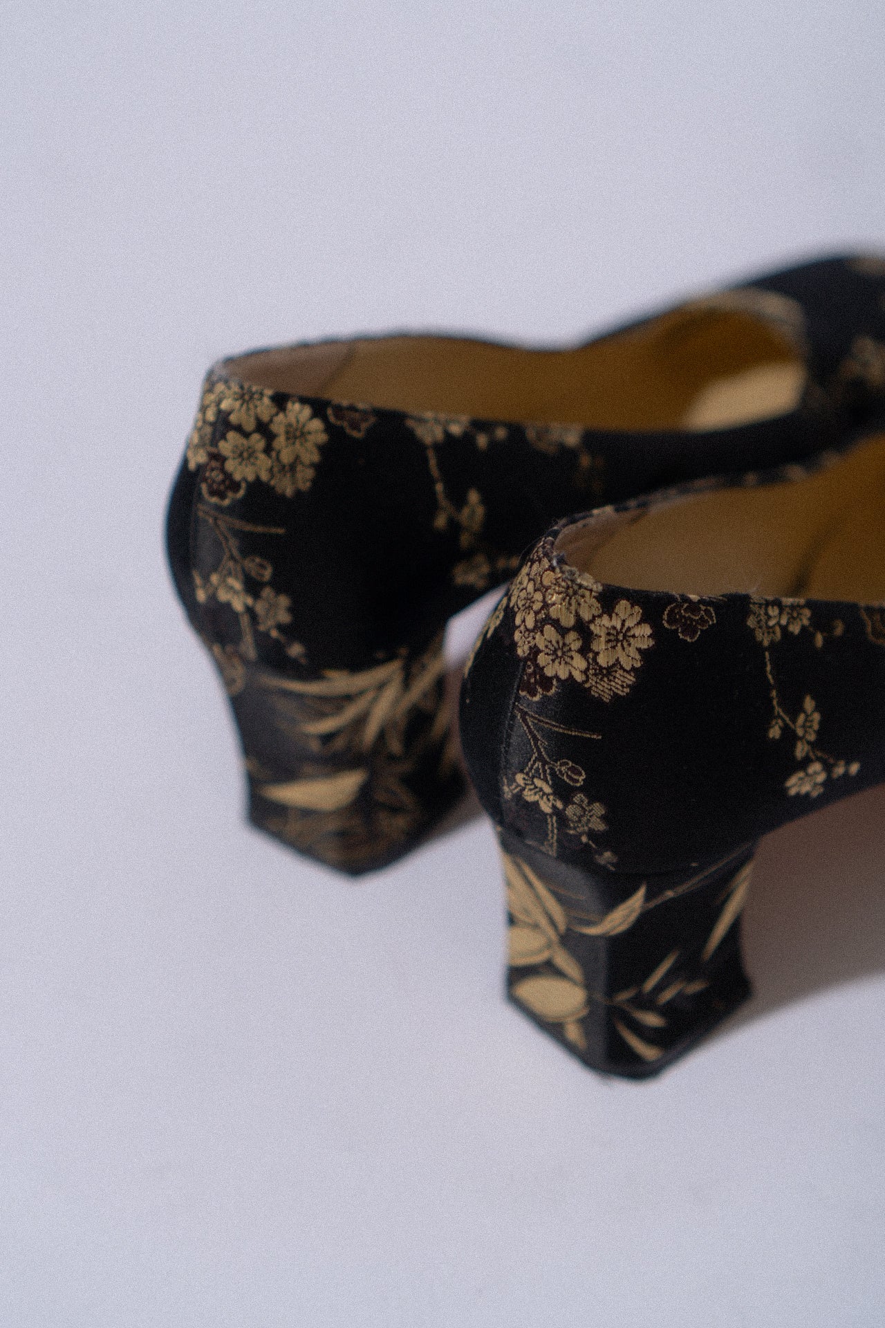 Vintage Satin Floral Pumps
