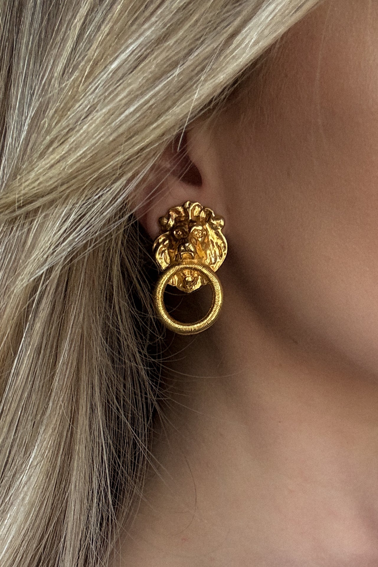 VTG Lion Head Knocker Clip-On Earrings