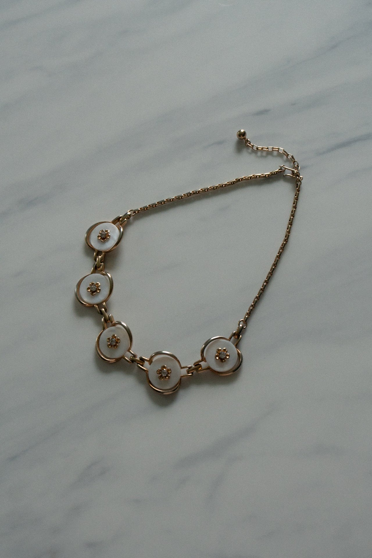 Vintage Gold Tone Mother-of-Pearl Necklace