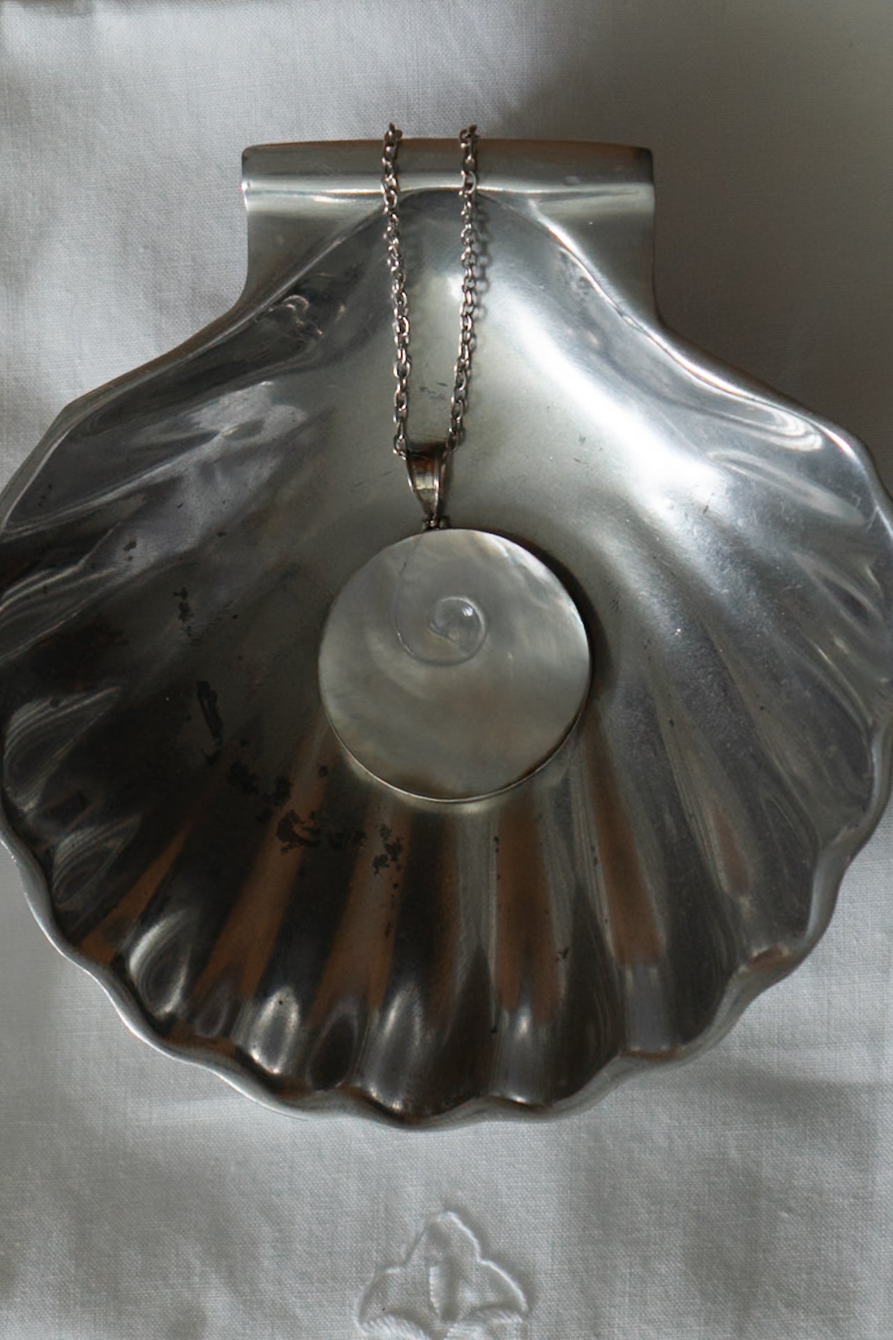 Vintage MOP Spiral Pendant Sterling Silver Necklace