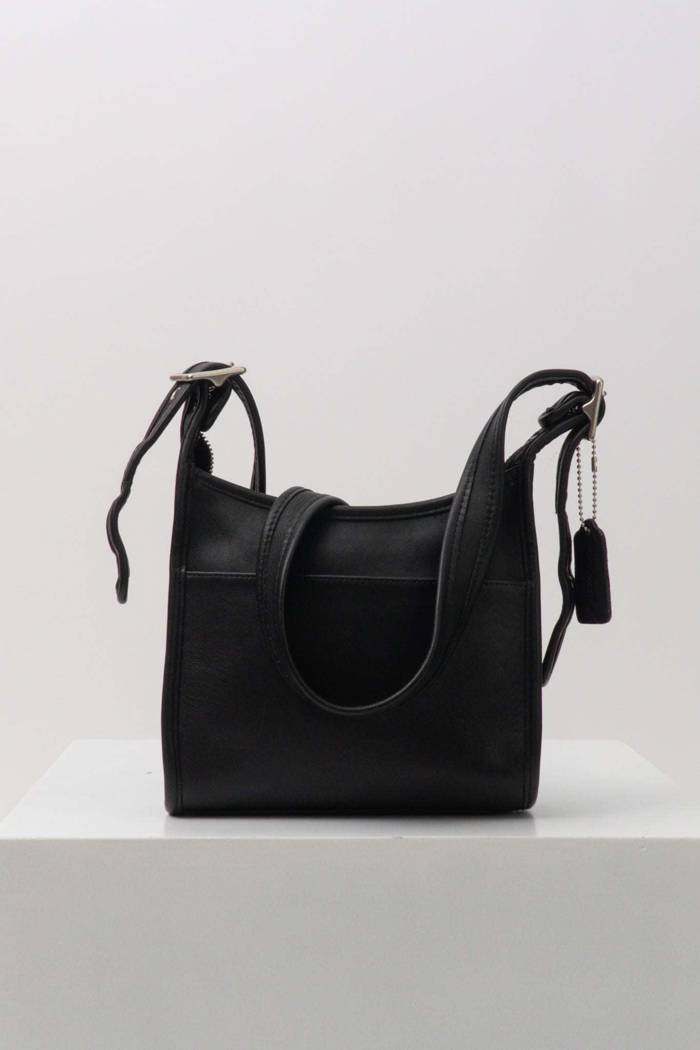 小物 Vintage Coach Legacy Leather Frnch Purse Vintage COACH Legacy Small Zip in Black / Silver – Rare Fien