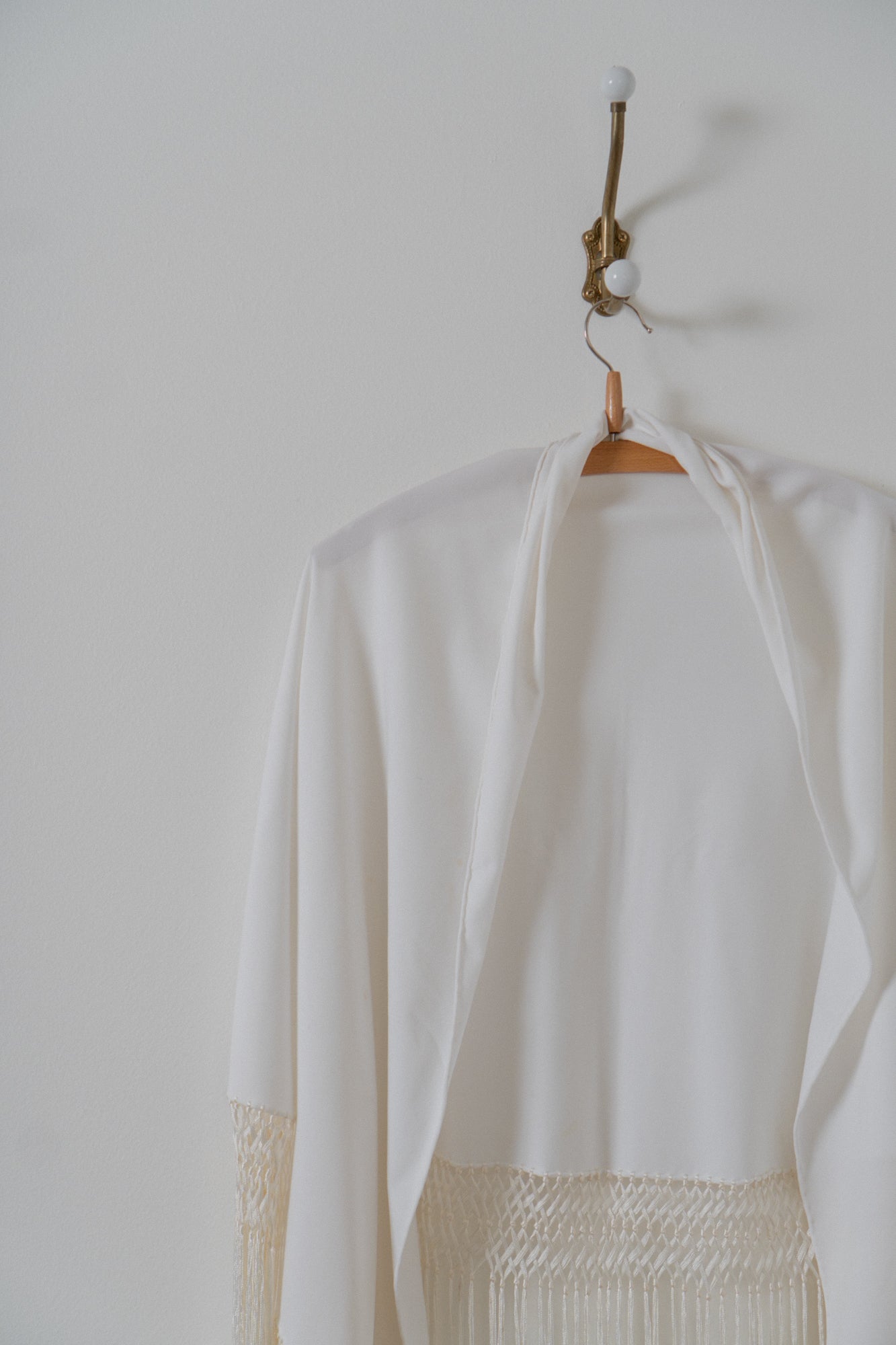 Vintage Cream Fringe Half-Moon Shawl
