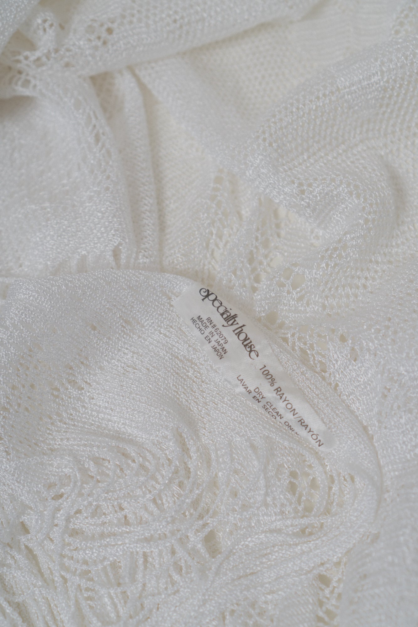 Vintage Cream Crochet Floral Fringe Shawl