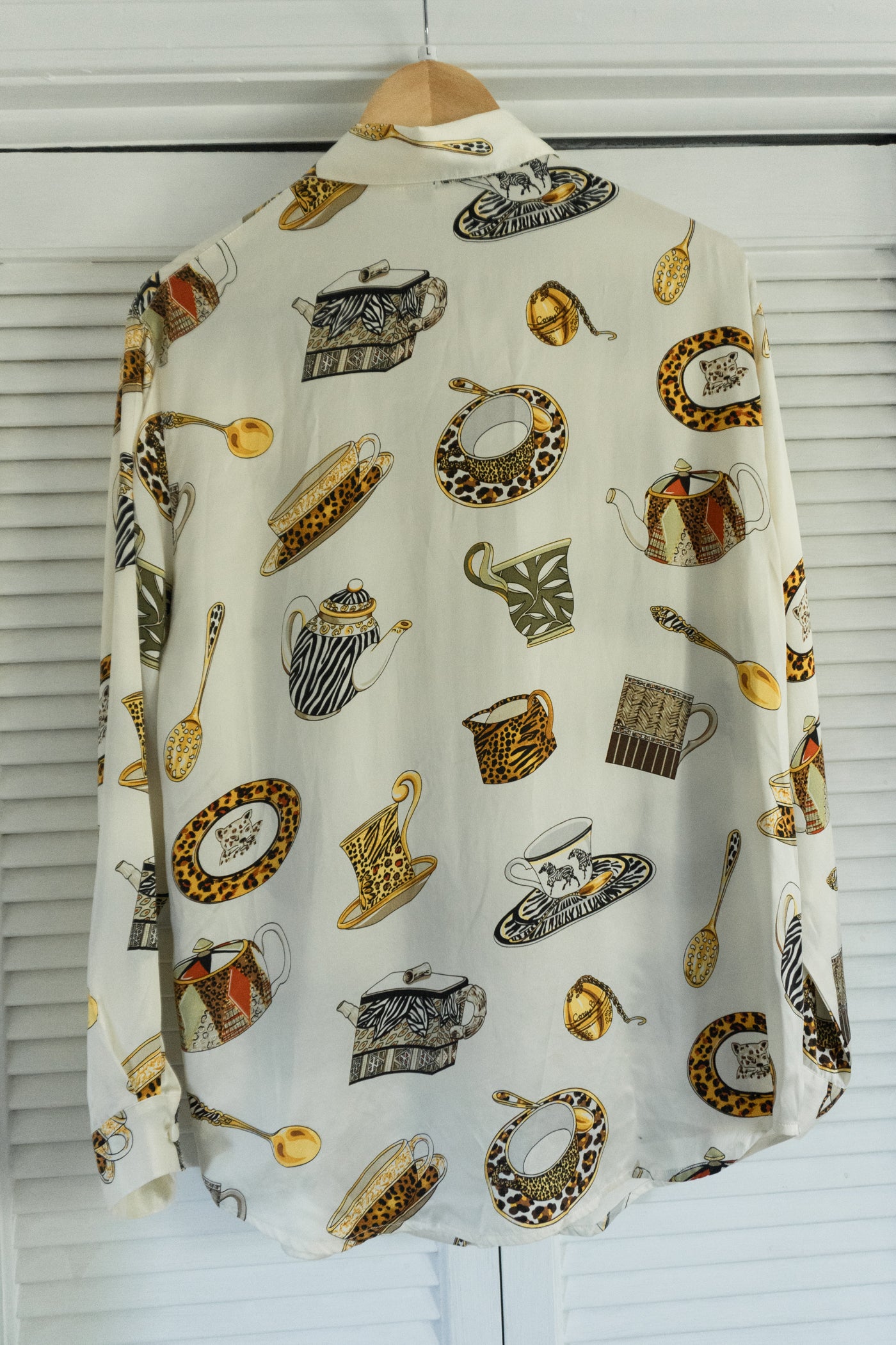 Vintage RARE Silk Tea Cup Animal Print Button Up